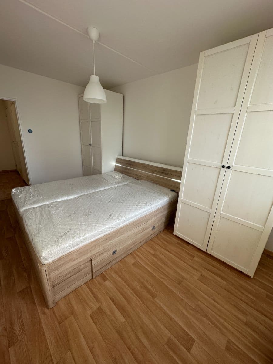 Pronájem bytu 3+1 75 m², Josefa Ševčíka, Most, Ústecký kraj Pronájem bytu 3+1 75 m², Josefa Ševčíka, Most, Ústecký kraj