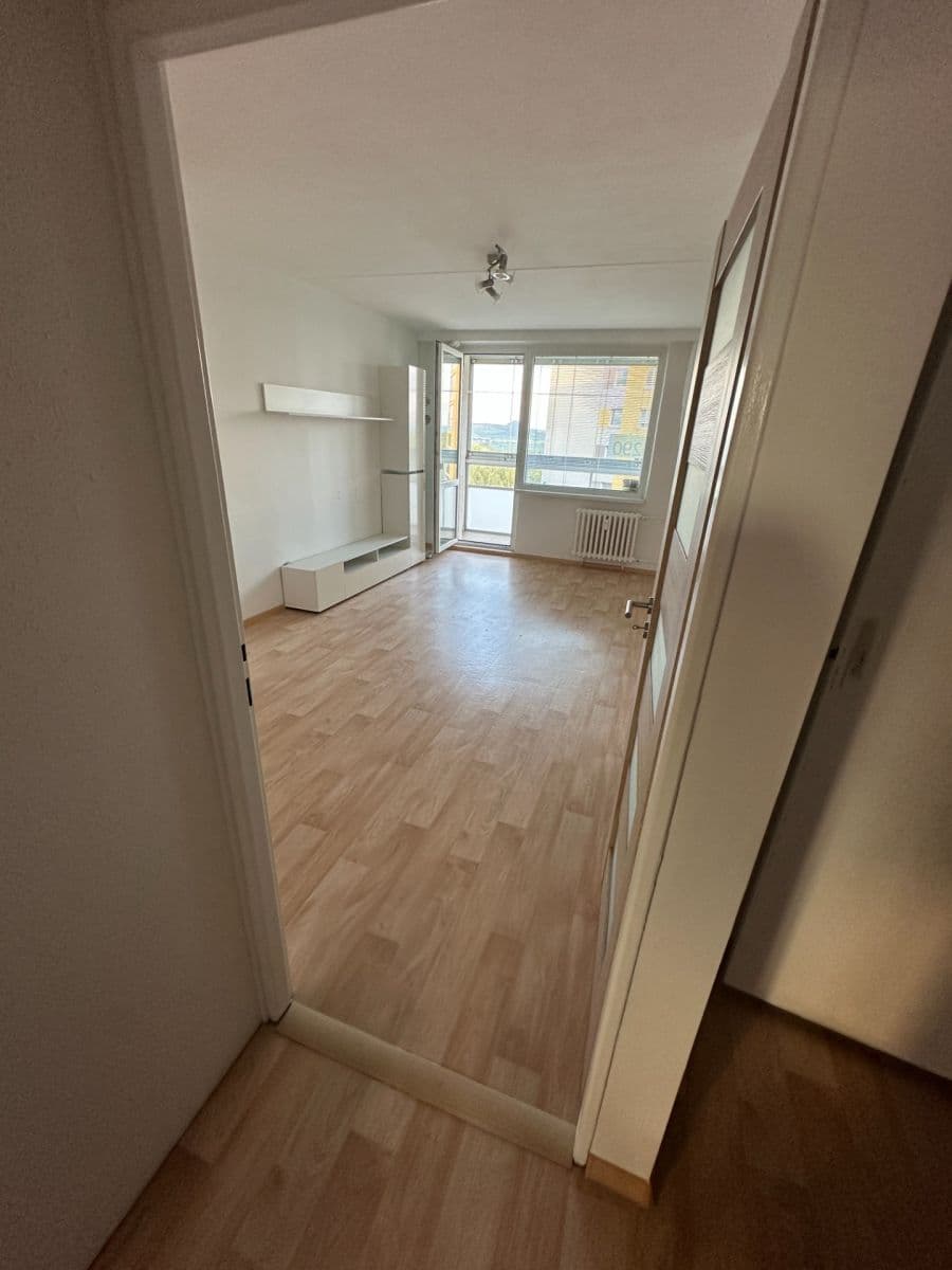 Pronájem bytu 3+1 75 m², Josefa Ševčíka, Most, Ústecký kraj Pronájem bytu 3+1 75 m², Josefa Ševčíka, Most, Ústecký kraj
