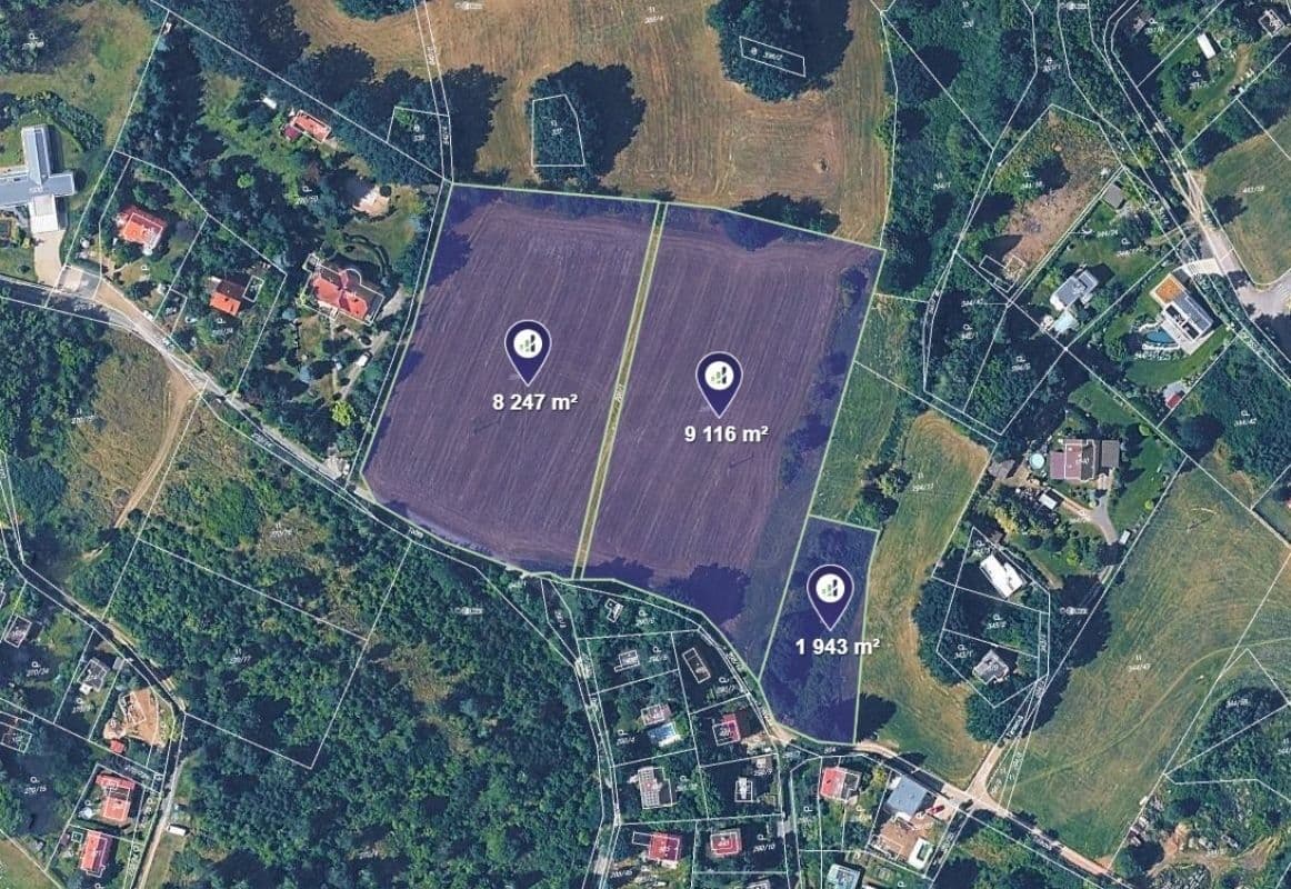 Prodej pozemku 19.858 m², Kamenice, Středočeský kraj Prodej pozemku 19.858 m², Kamenice, Středočeský kraj