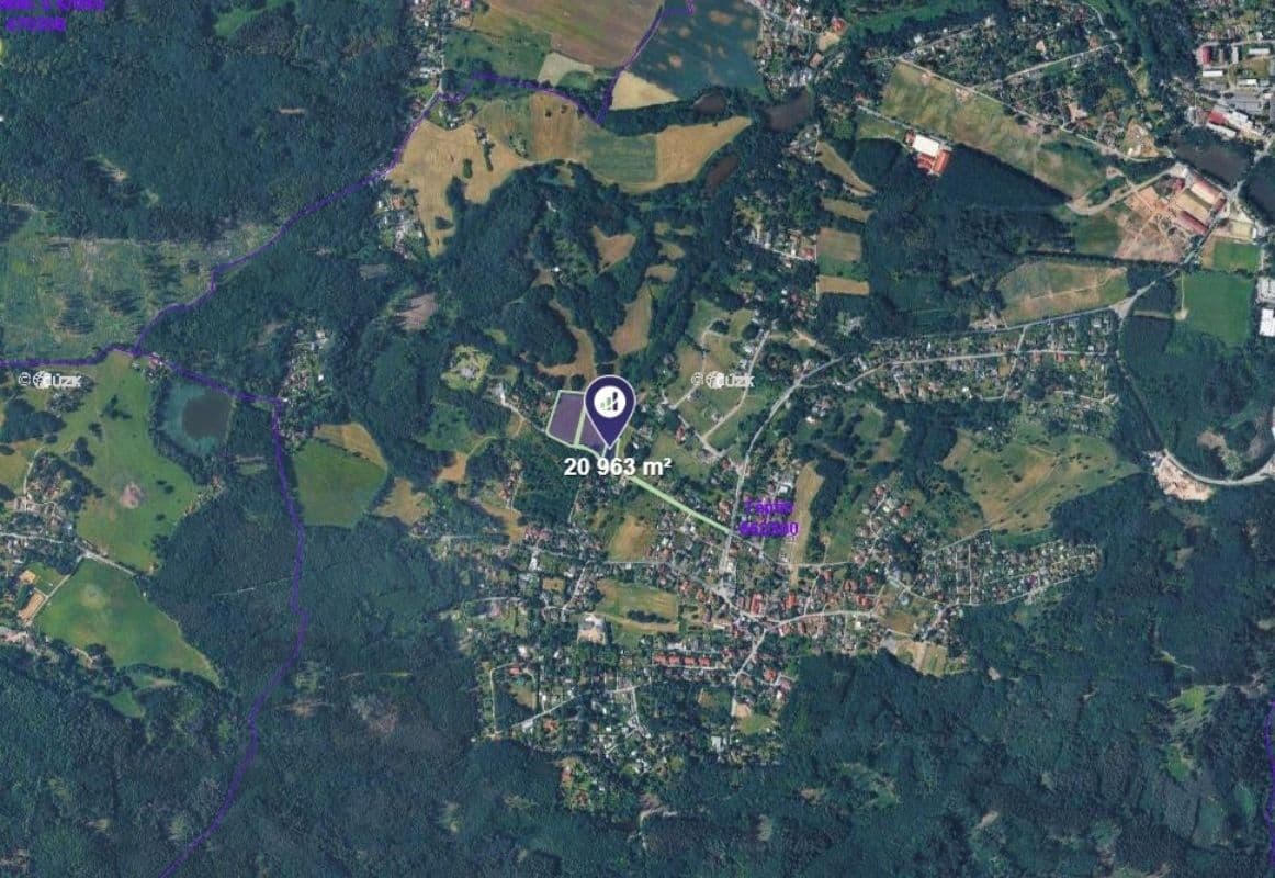 Prodej pozemku 19.858 m², Kamenice, Středočeský kraj Prodej pozemku 19.858 m², Kamenice, Středočeský kraj