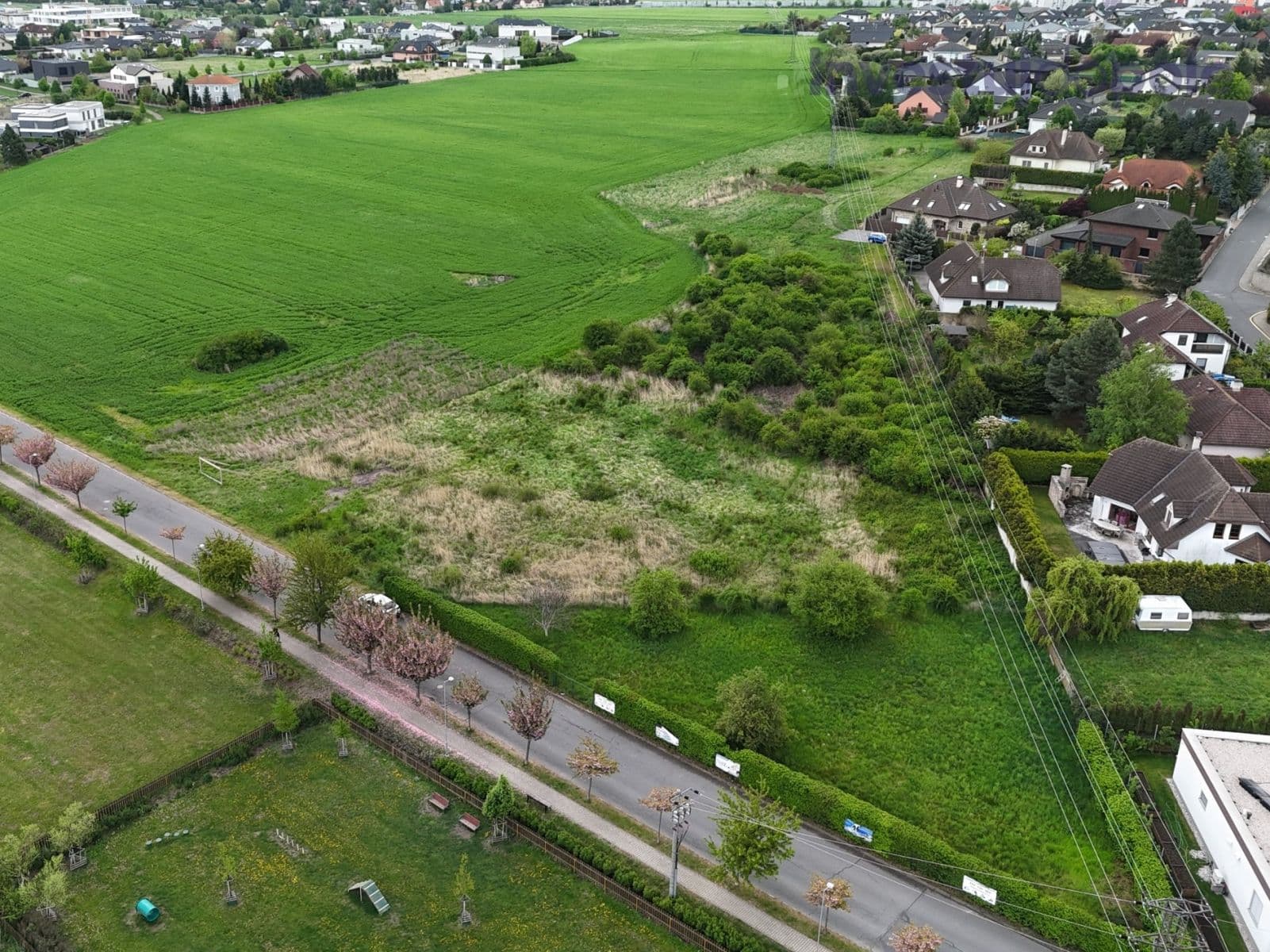 Prodej pozemku 4.757 m², Jesenice, Středočeský kraj Prodej pozemku 4.757 m², Jesenice, Středočeský kraj