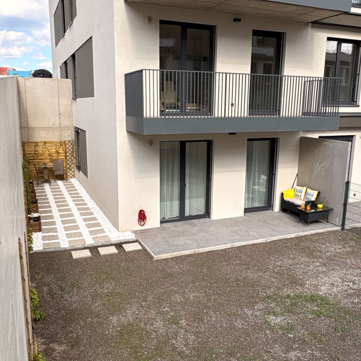 Pronájem bytu 3+kk 43 m², Haenkeho, Praha, Praha Pronájem bytu 3+kk 43 m², Haenkeho, Praha, Praha