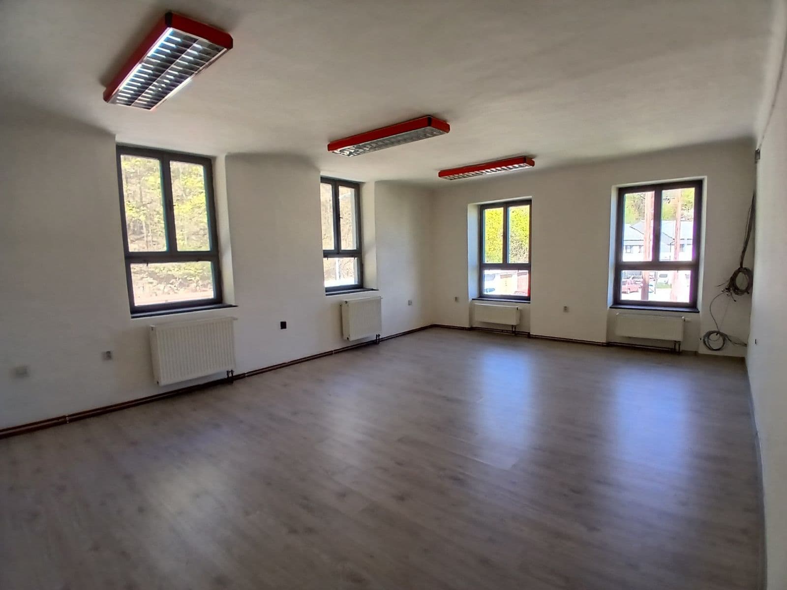Pronájem kanceláře 396 m², Polenská, Jihlava, Kraj Vysočina Pronájem kanceláře 396 m², Polenská, Jihlava, Kraj Vysočina