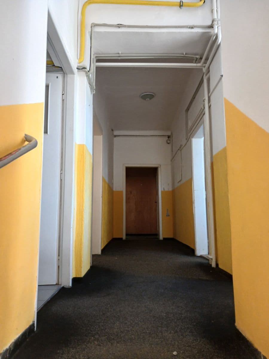 Pronájem kanceláře 396 m², Polenská, Jihlava, Kraj Vysočina Pronájem kanceláře 396 m², Polenská, Jihlava, Kraj Vysočina