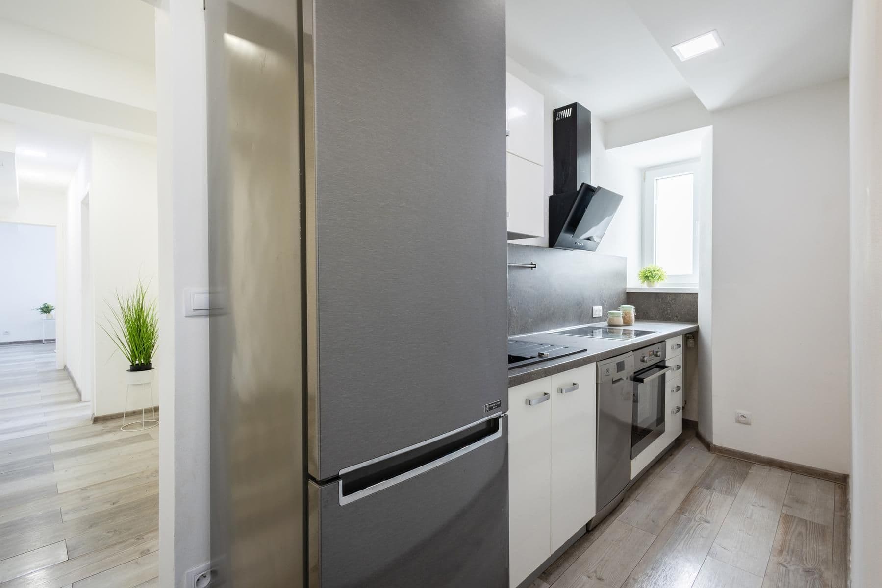 Prodej bytu 3+kk 65 m², Jerevanská, Praha, Praha Prodej bytu 3+kk 65 m², Jerevanská, Praha, Praha