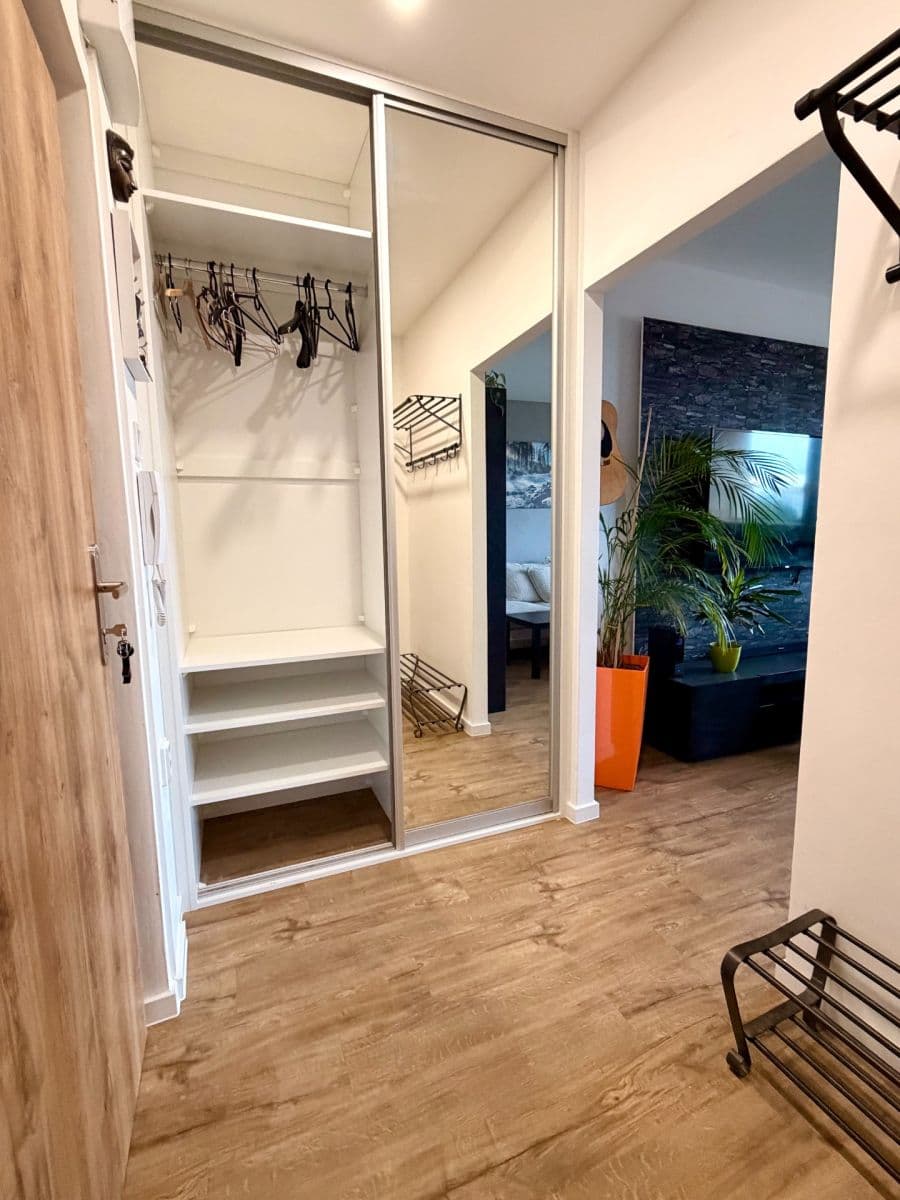 Pronájem bytu 3+1 79 m², Šejbalové, Praha, Praha Pronájem bytu 3+1 79 m², Šejbalové, Praha, Praha