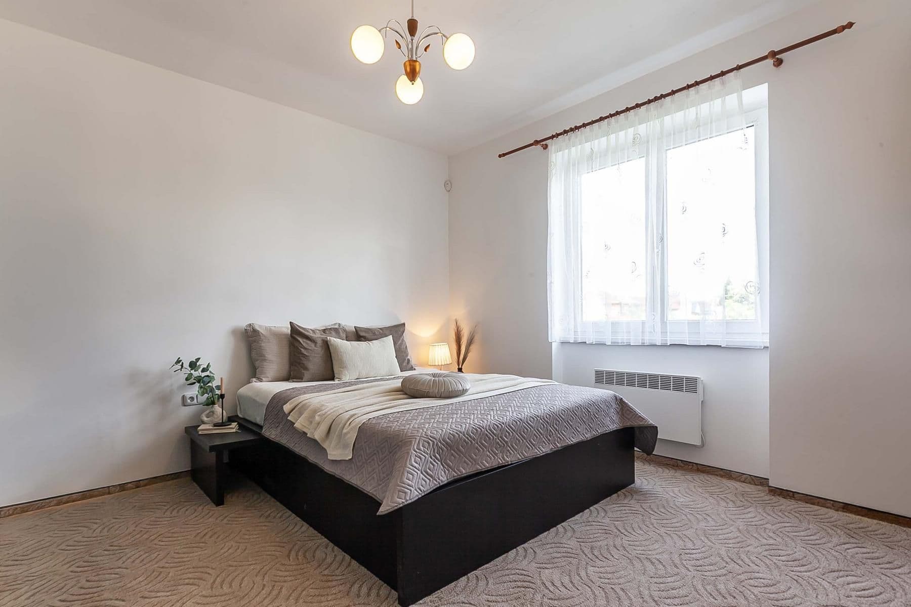 Prodej bytu 3+1 74 m², Břežany II, Středočeský kraj Prodej bytu 3+1 74 m², Břežany II, Středočeský kraj