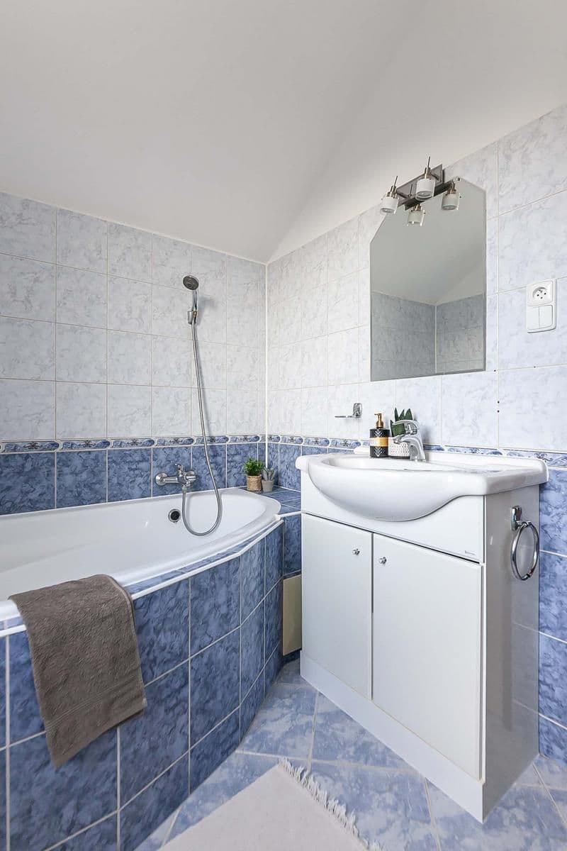 Prodej bytu 3+1 74 m², Břežany II, Středočeský kraj Prodej bytu 3+1 74 m², Břežany II, Středočeský kraj