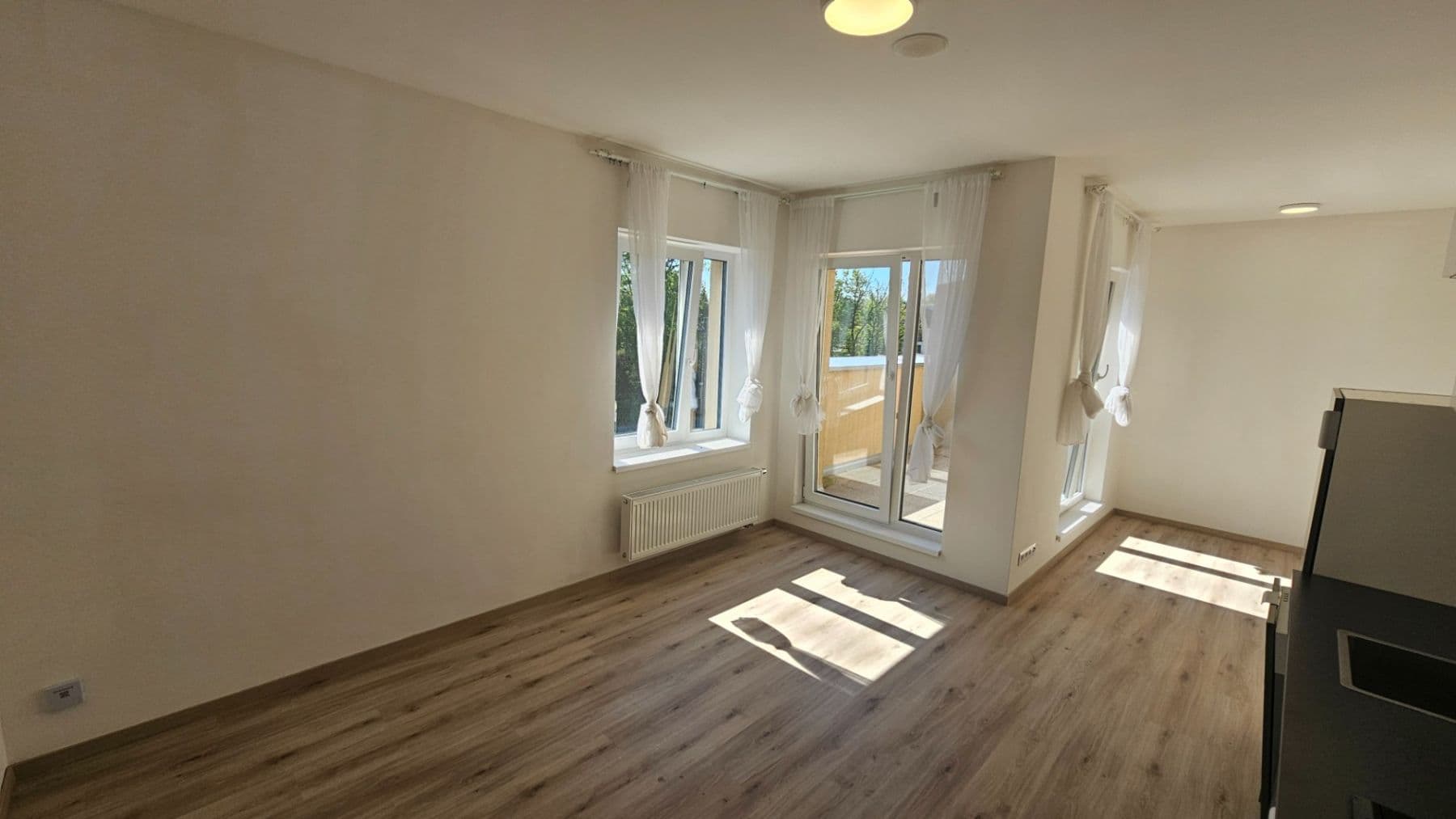 Pronájem bytu 1+kk 36 m², V Kněžívce, Tuchoměřice, Středočeský kraj Pronájem bytu 1+kk 36 m², V Kněžívce, Tuchoměřice, Středočeský kraj