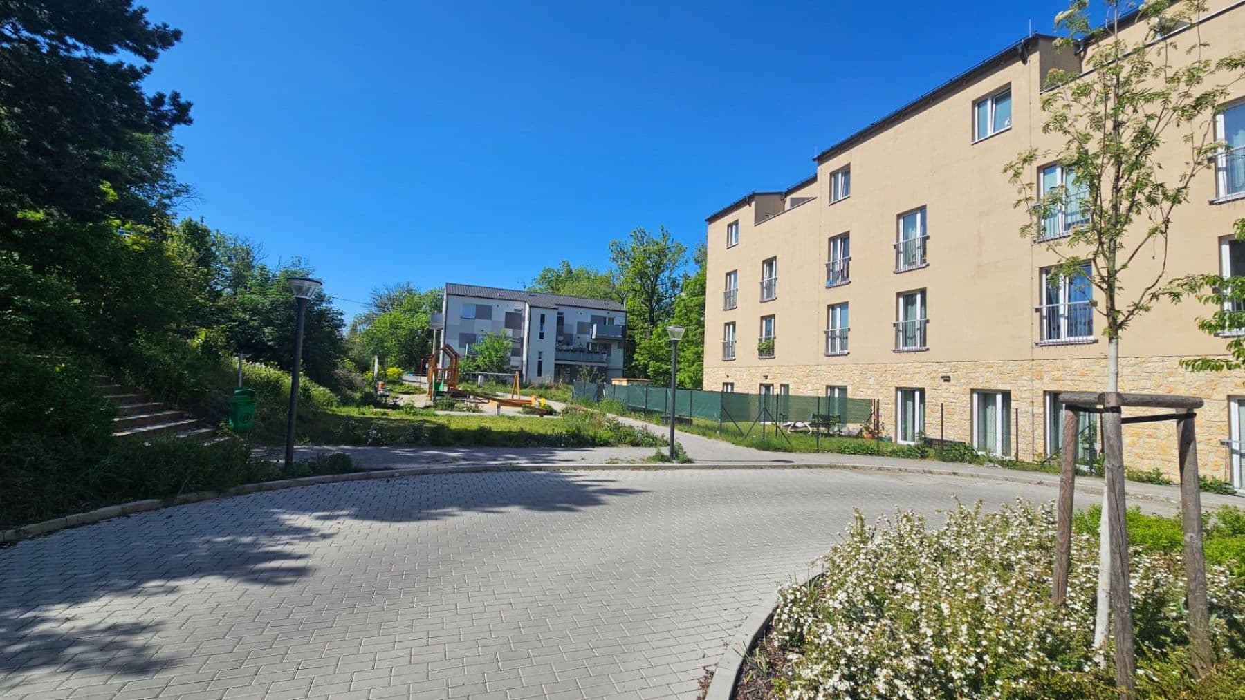Pronájem bytu 1+kk 36 m², V Kněžívce, Tuchoměřice, Středočeský kraj Pronájem bytu 1+kk 36 m², V Kněžívce, Tuchoměřice, Středočeský kraj