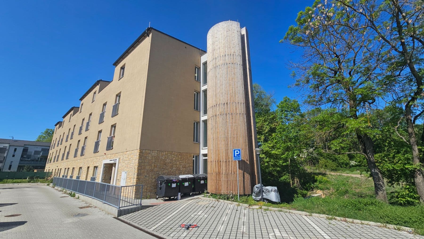 Pronájem bytu 1+kk 36 m², V Kněžívce, Tuchoměřice, Středočeský kraj Pronájem bytu 1+kk 36 m², V Kněžívce, Tuchoměřice, Středočeský kraj
