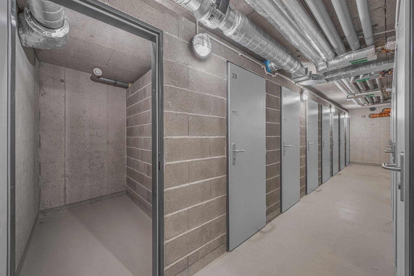 Pronájem bytu 1+kk 31 m², Milánská, Praha, Praha Pronájem bytu 1+kk 31 m², Milánská, Praha, Praha