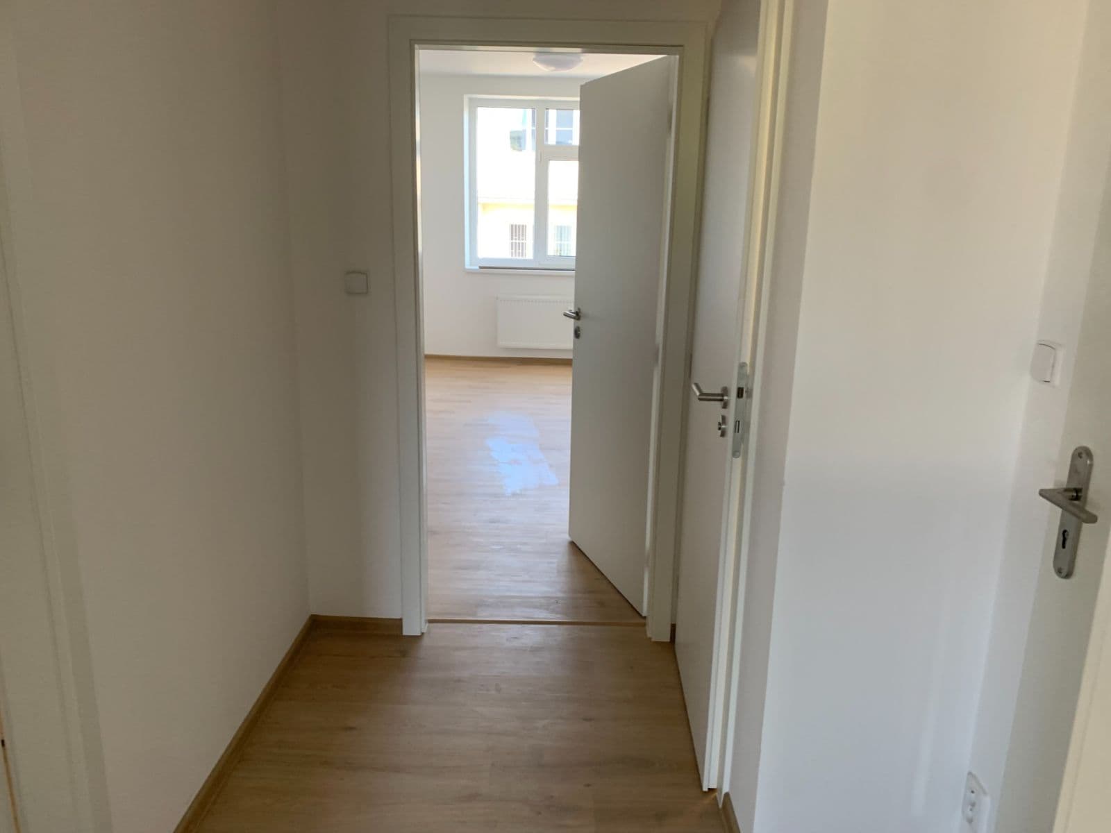 Pronájem bytu 2+kk 48 m², Bratislavská, Brno, Jihomoravský kraj Pronájem bytu 2+kk 48 m², Bratislavská, Brno, Jihomoravský kraj