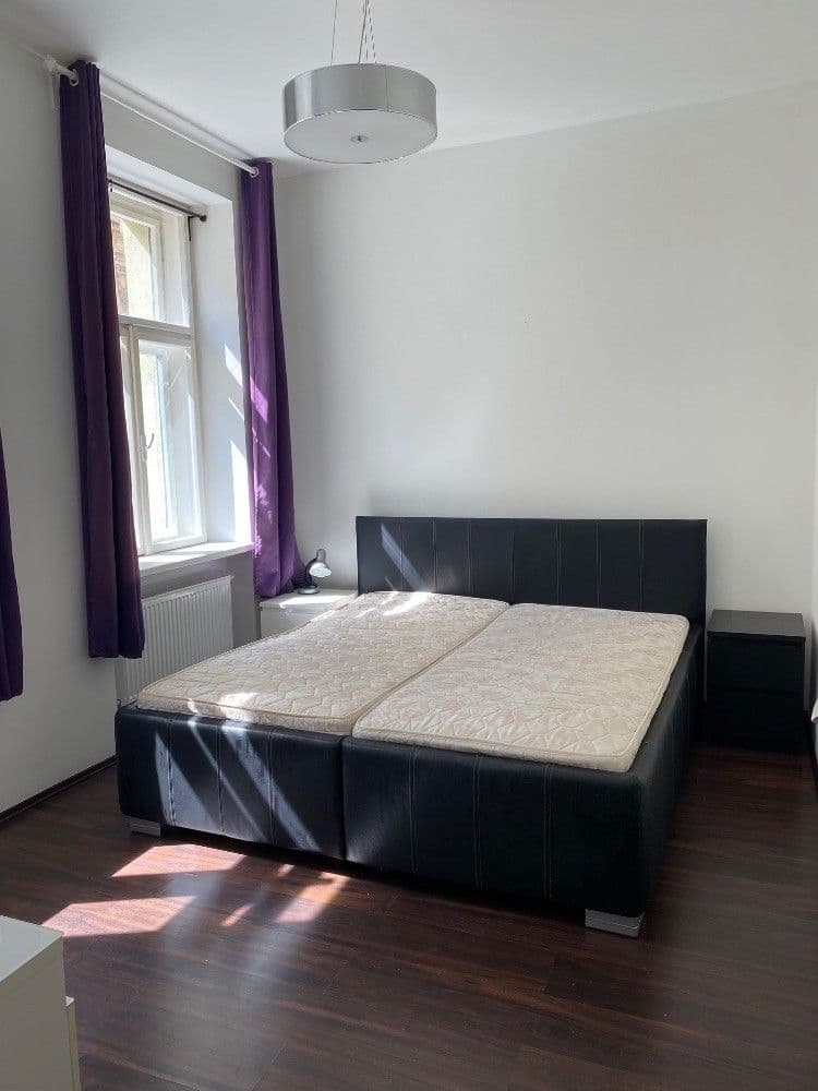 Pronájem bytu 2+kk 42 m², Kamenická, Praha, Praha Pronájem bytu 2+kk 42 m², Kamenická, Praha, Praha