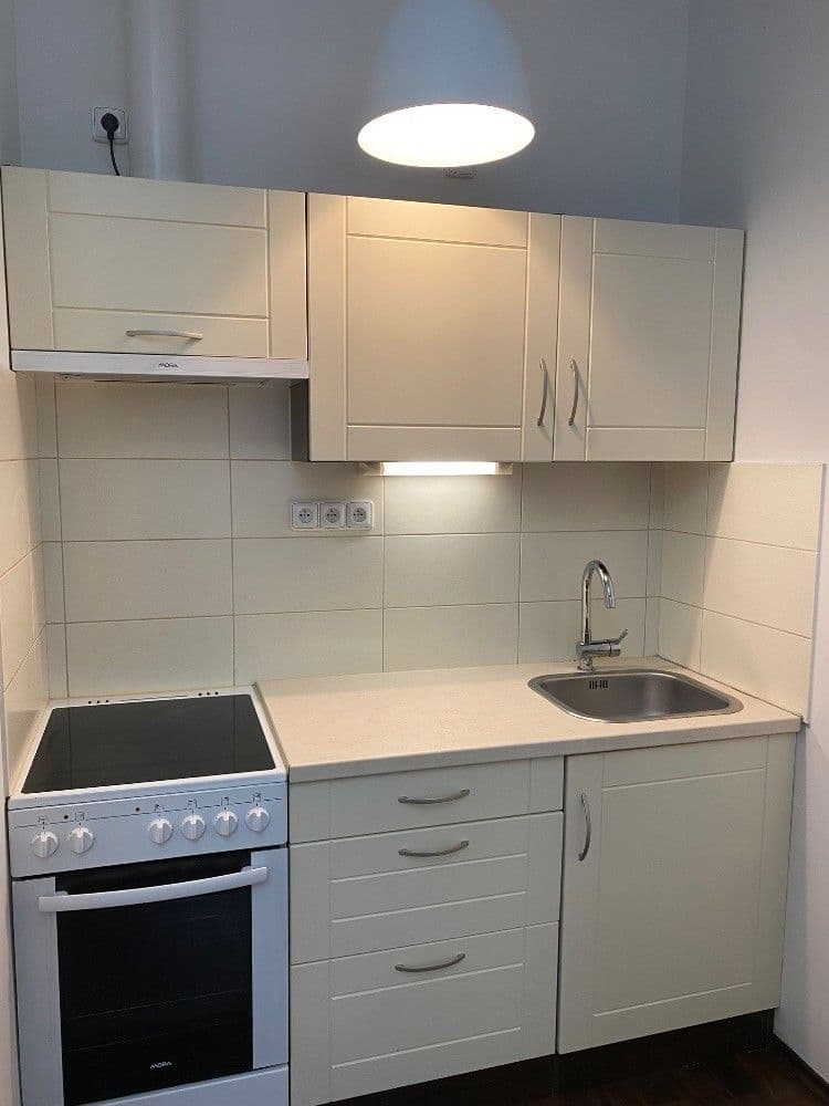 Pronájem bytu 2+kk 42 m², Kamenická, Praha, Praha Pronájem bytu 2+kk 42 m², Kamenická, Praha, Praha