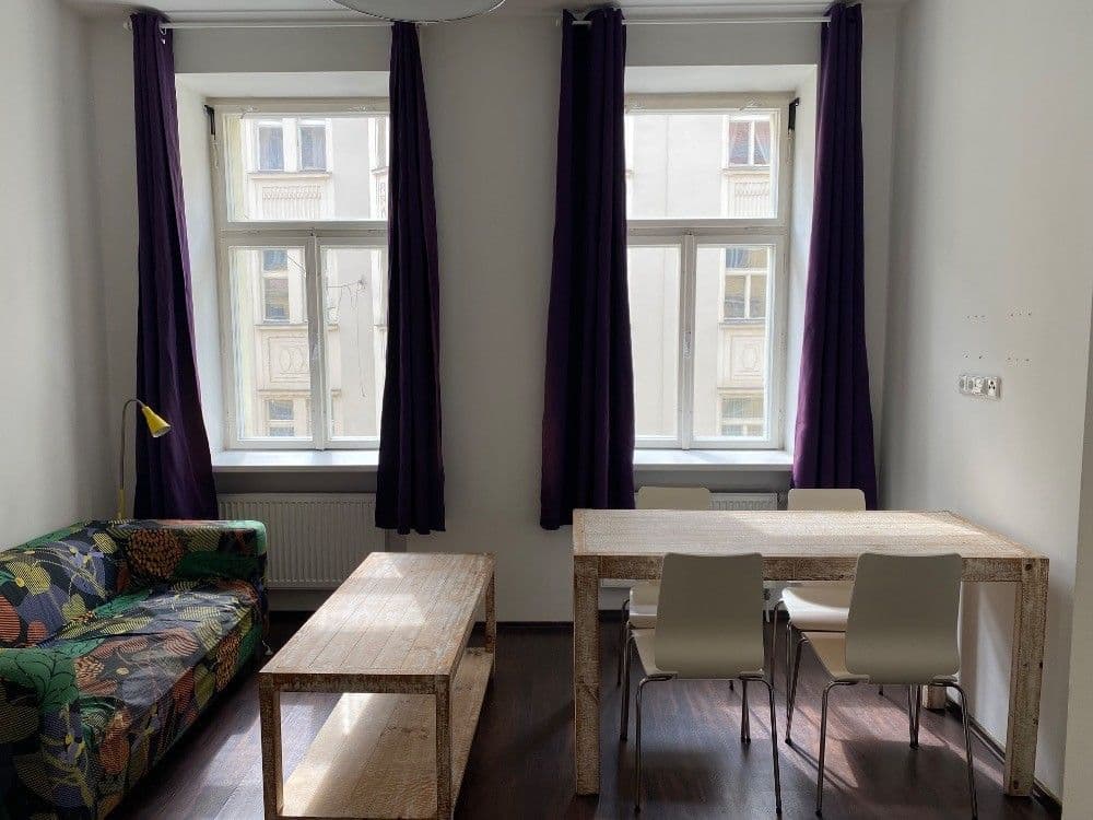 Pronájem bytu 2+kk 42 m², Kamenická, Praha, Praha Pronájem bytu 2+kk 42 m², Kamenická, Praha, Praha
