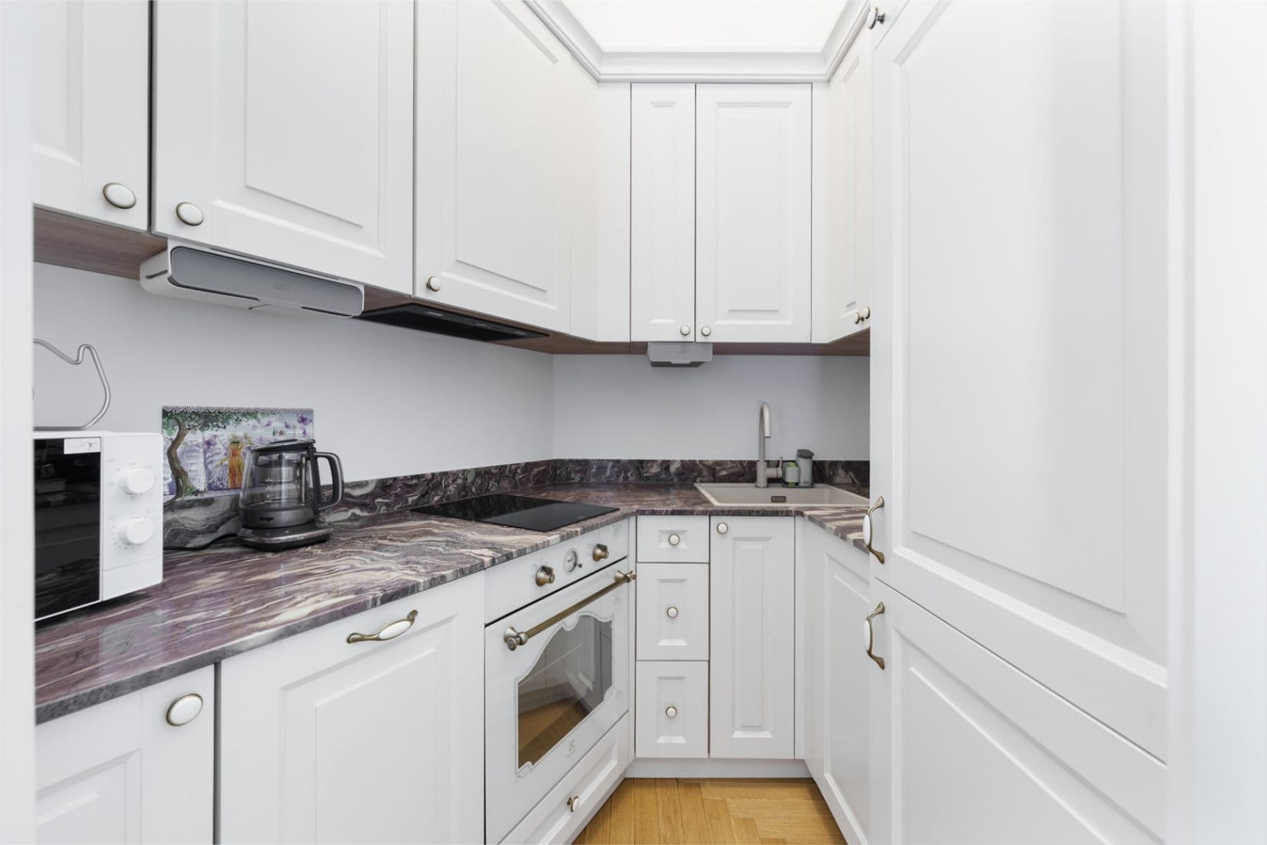 Prodej bytu 3+1 89 m², Vítězná, Karlovy Vary, Karlovarský kraj Prodej bytu 3+1 89 m², Vítězná, Karlovy Vary, Karlovarský kraj