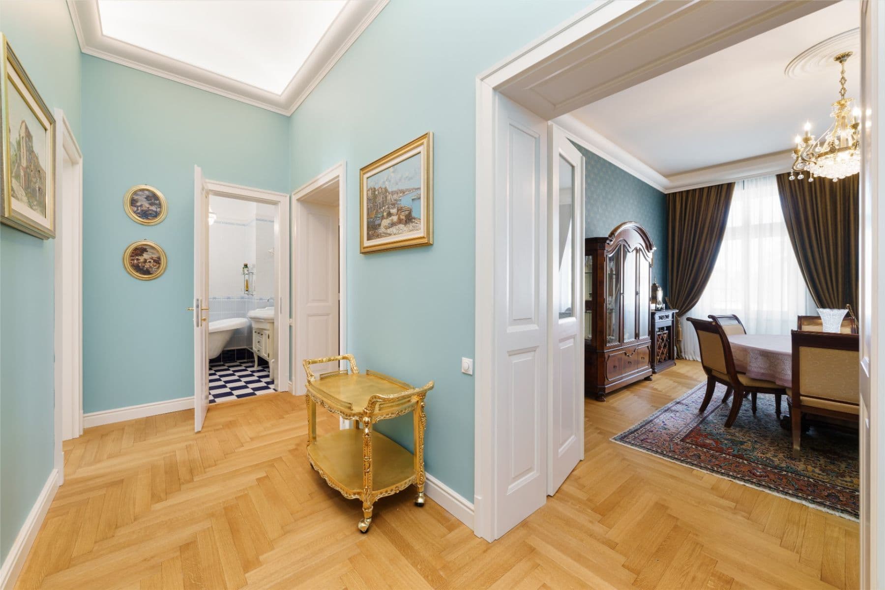 Prodej bytu 3+1 89 m², Vítězná, Karlovy Vary, Karlovarský kraj Prodej bytu 3+1 89 m², Vítězná, Karlovy Vary, Karlovarský kraj