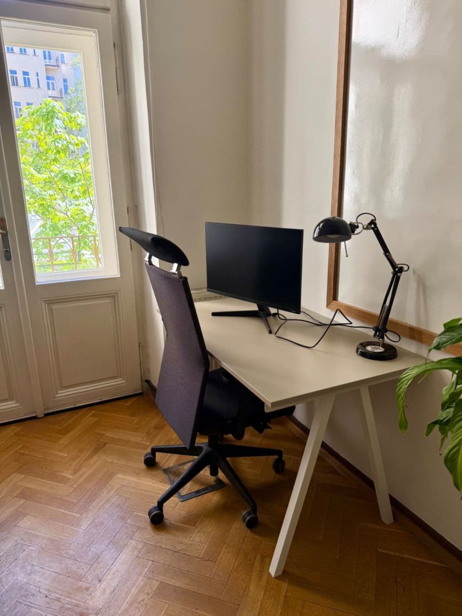 Pronájem kanceláře 20 m², Vinohradská, Praha, Praha Pronájem kanceláře 20 m², Vinohradská, Praha, Praha