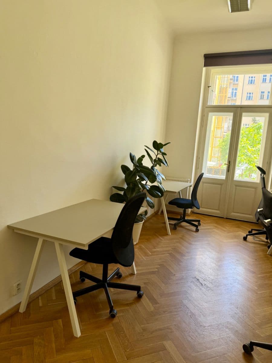 Pronájem kanceláře 20 m², Vinohradská, Praha, Praha Pronájem kanceláře 20 m², Vinohradská, Praha, Praha