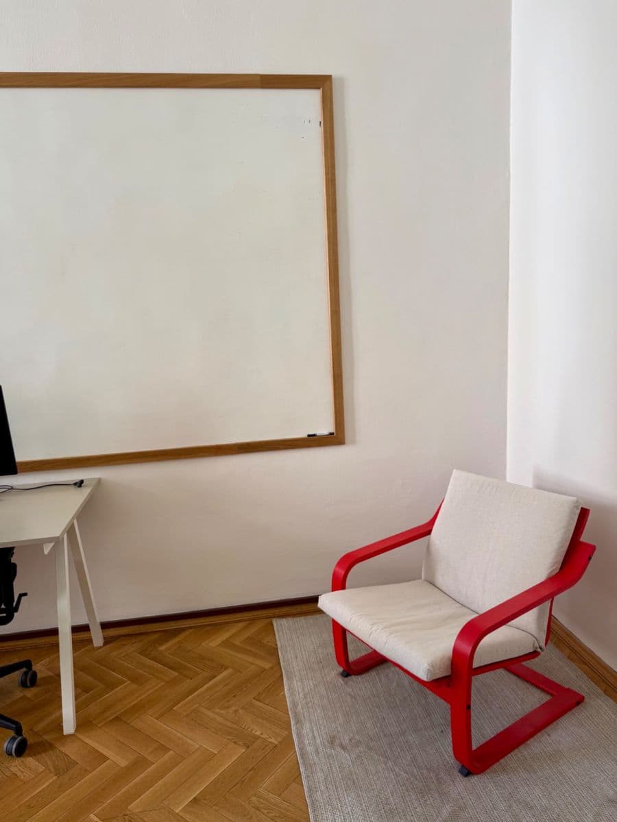 Pronájem kanceláře 20 m², Vinohradská, Praha, Praha Pronájem kanceláře 20 m², Vinohradská, Praha, Praha