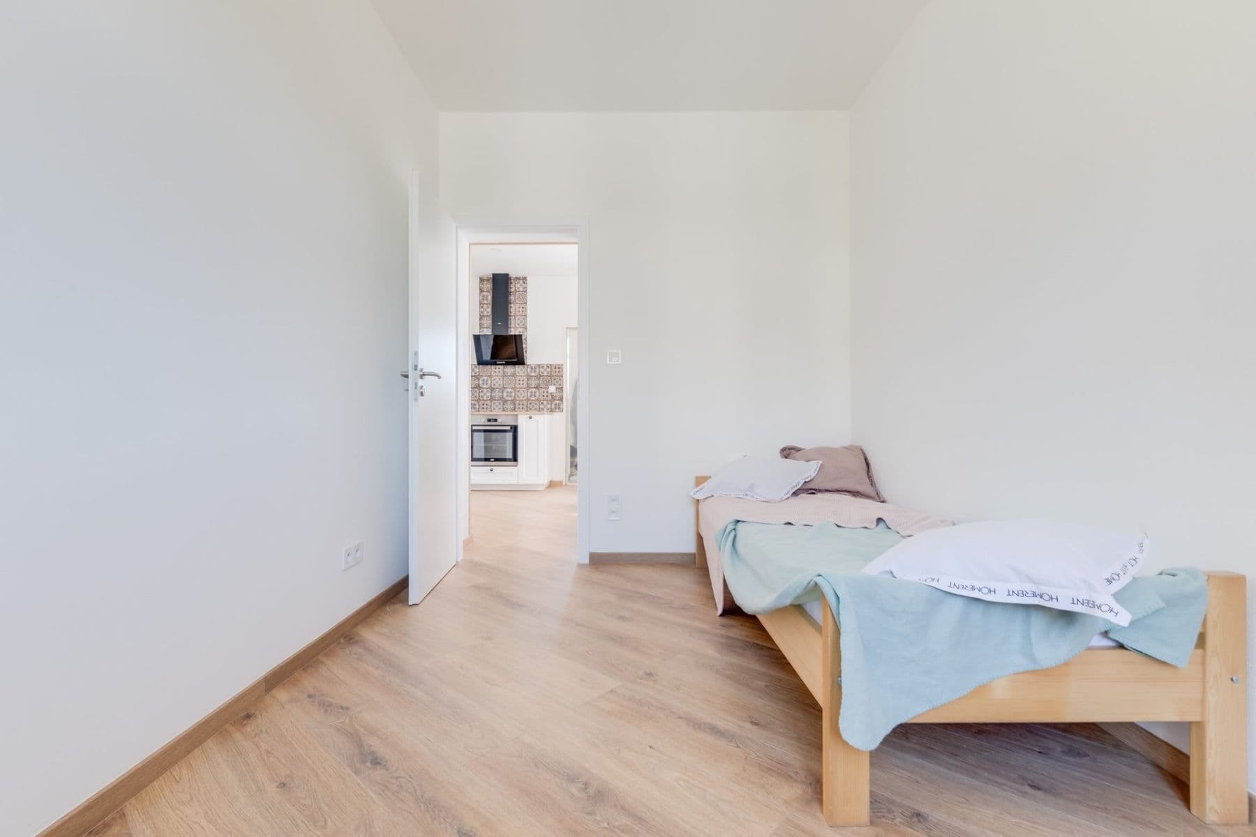 Pronájem bytu 2+1 40 m², Bakalářská, Praha, Praha Pronájem bytu 2+1 40 m², Bakalářská, Praha, Praha