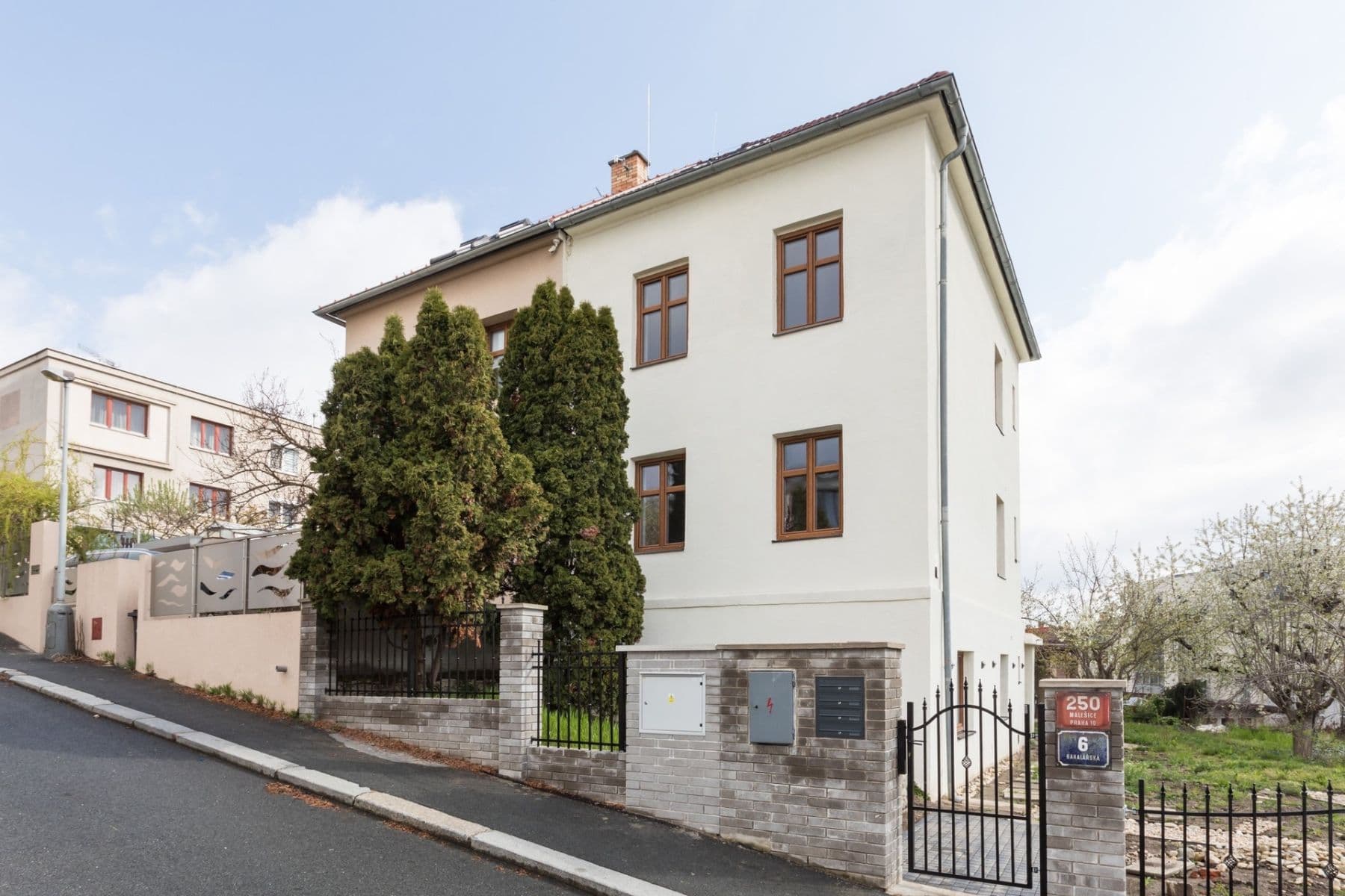 Pronájem bytu 2+1 40 m², Bakalářská, Praha, Praha Pronájem bytu 2+1 40 m², Bakalářská, Praha, Praha