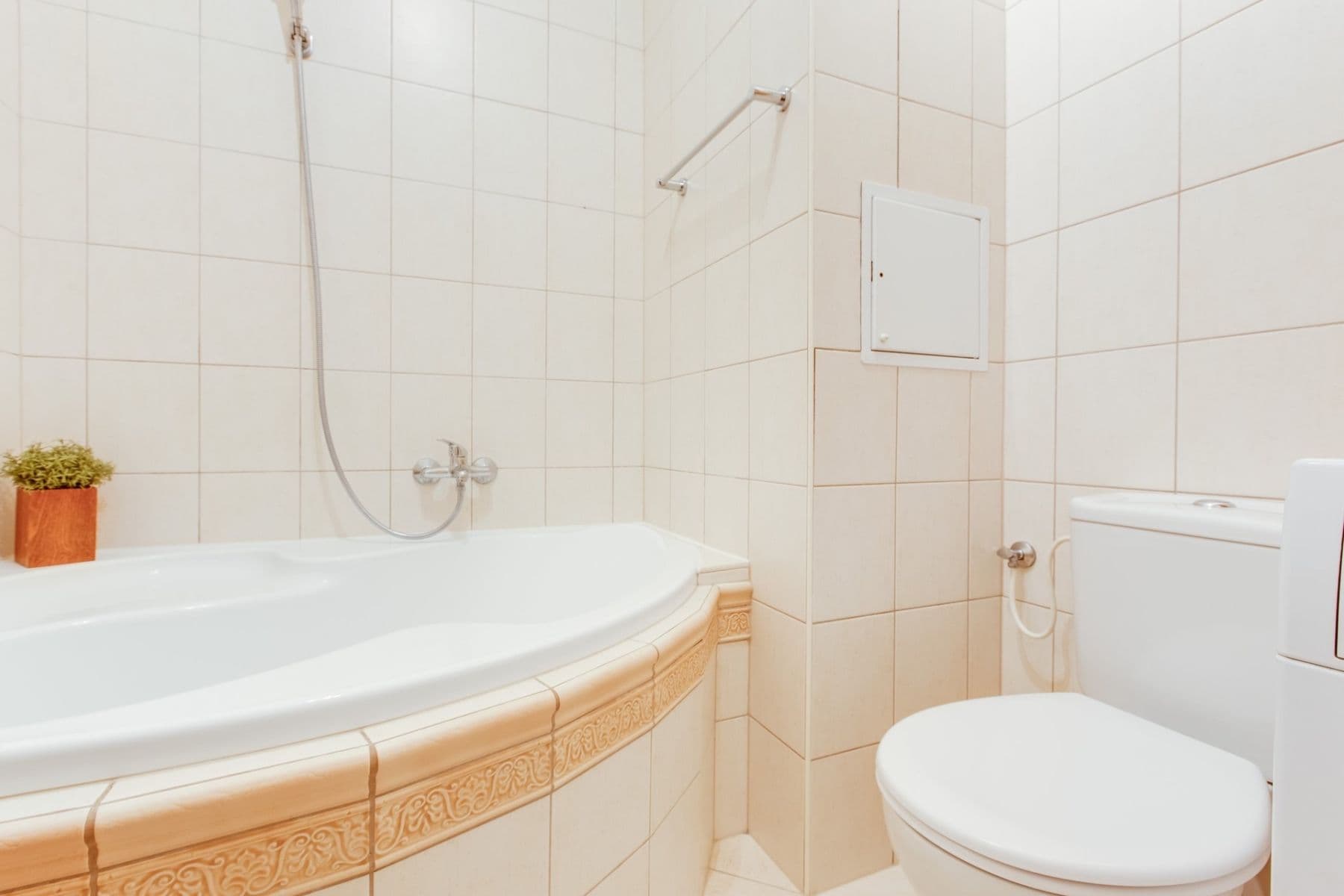 Pronájem bytu 2+kk 38 m², Přípotoční, Praha, Praha Pronájem bytu 2+kk 38 m², Přípotoční, Praha, Praha