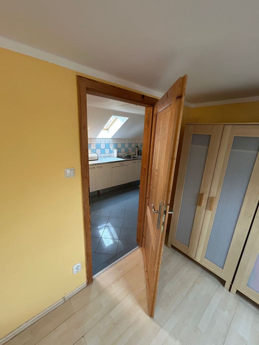 Pronájem bytu 2+1 70 m², Střelice, Plzeňský kraj Pronájem bytu 2+1 70 m², Střelice, Plzeňský kraj