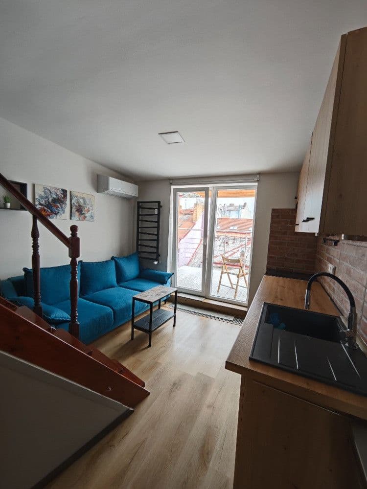 Pronájem bytu 1+1 30 m², Mikovcova, Praha, Praha Pronájem bytu 1+1 30 m², Mikovcova, Praha, Praha
