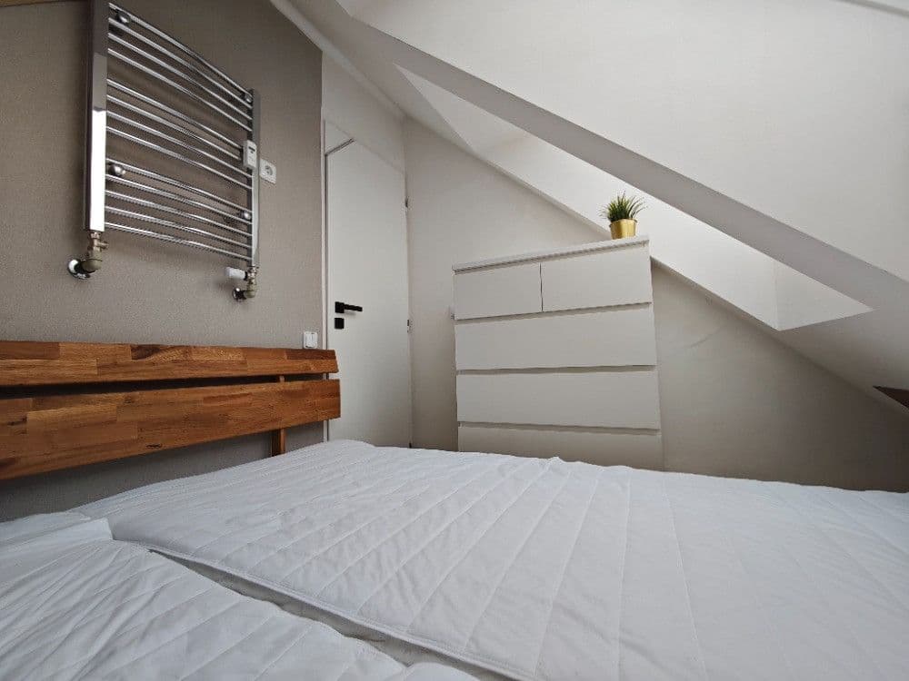 Pronájem bytu 1+1 30 m², Mikovcova, Praha, Praha Pronájem bytu 1+1 30 m², Mikovcova, Praha, Praha
