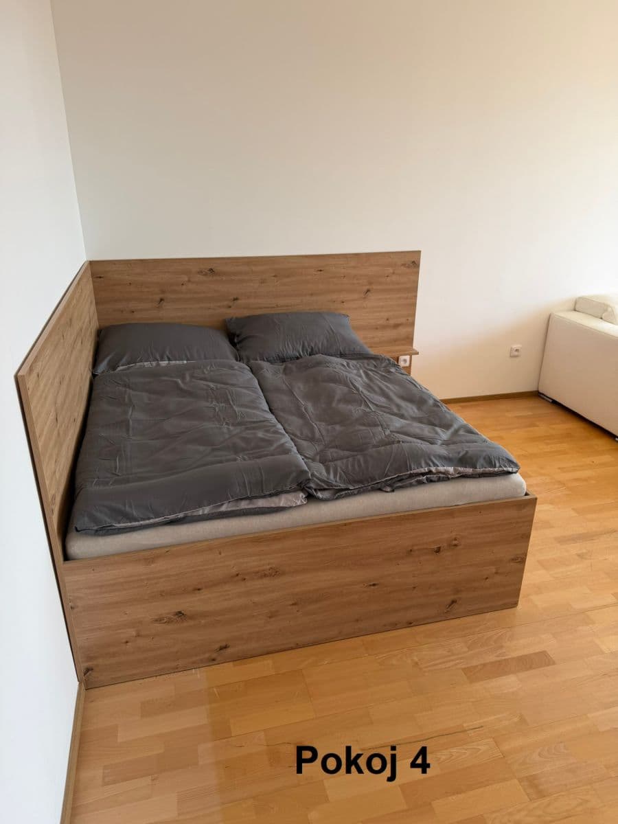 Pronájem bytu 6+1 158 m², Chotovická, Praha, Praha Pronájem bytu 6+1 158 m², Chotovická, Praha, Praha