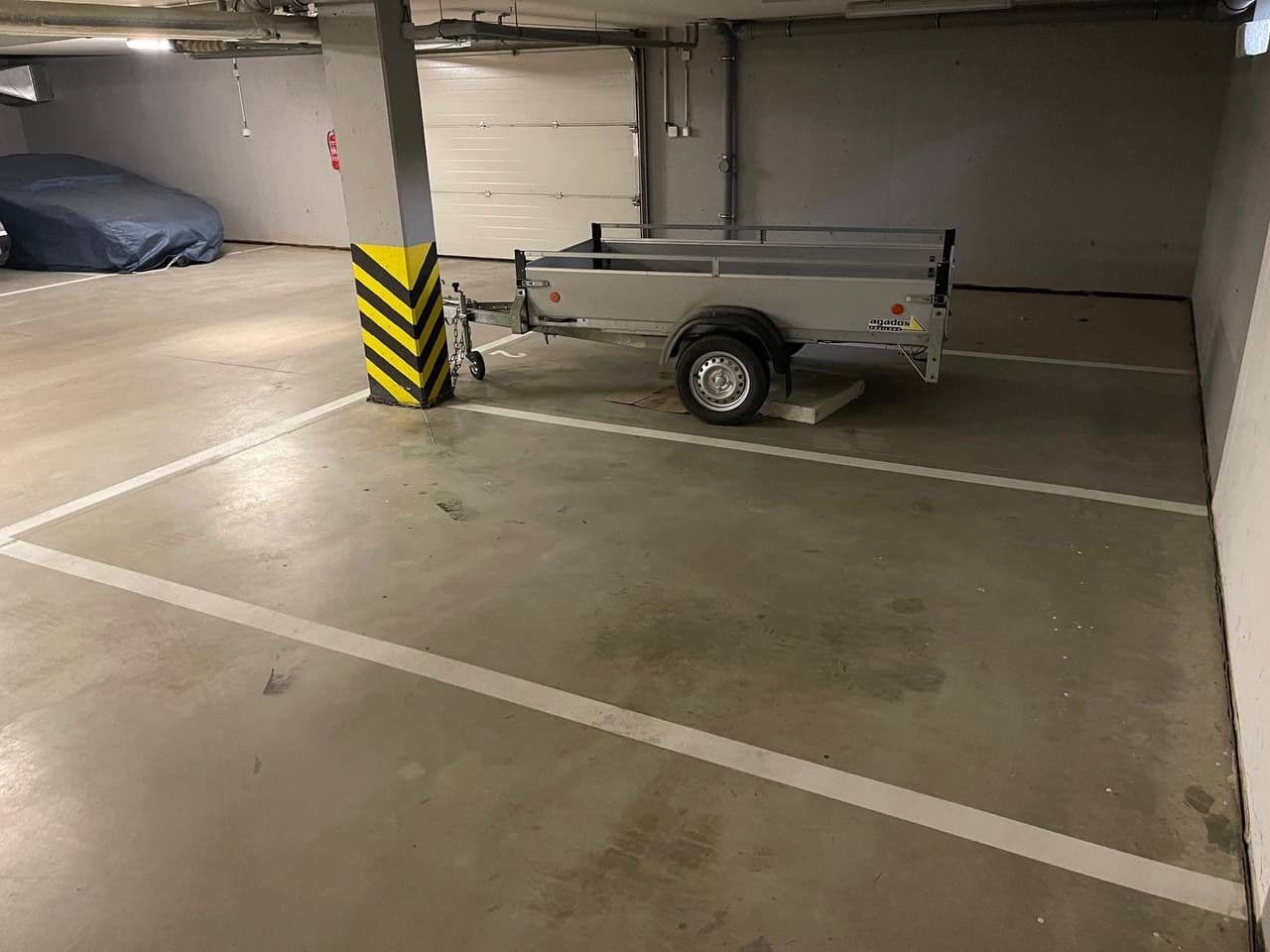 Pronájem garáže 12 m², Fantova, Brno, Jihomoravský kraj Pronájem garáže 12 m², Fantova, Brno, Jihomoravský kraj