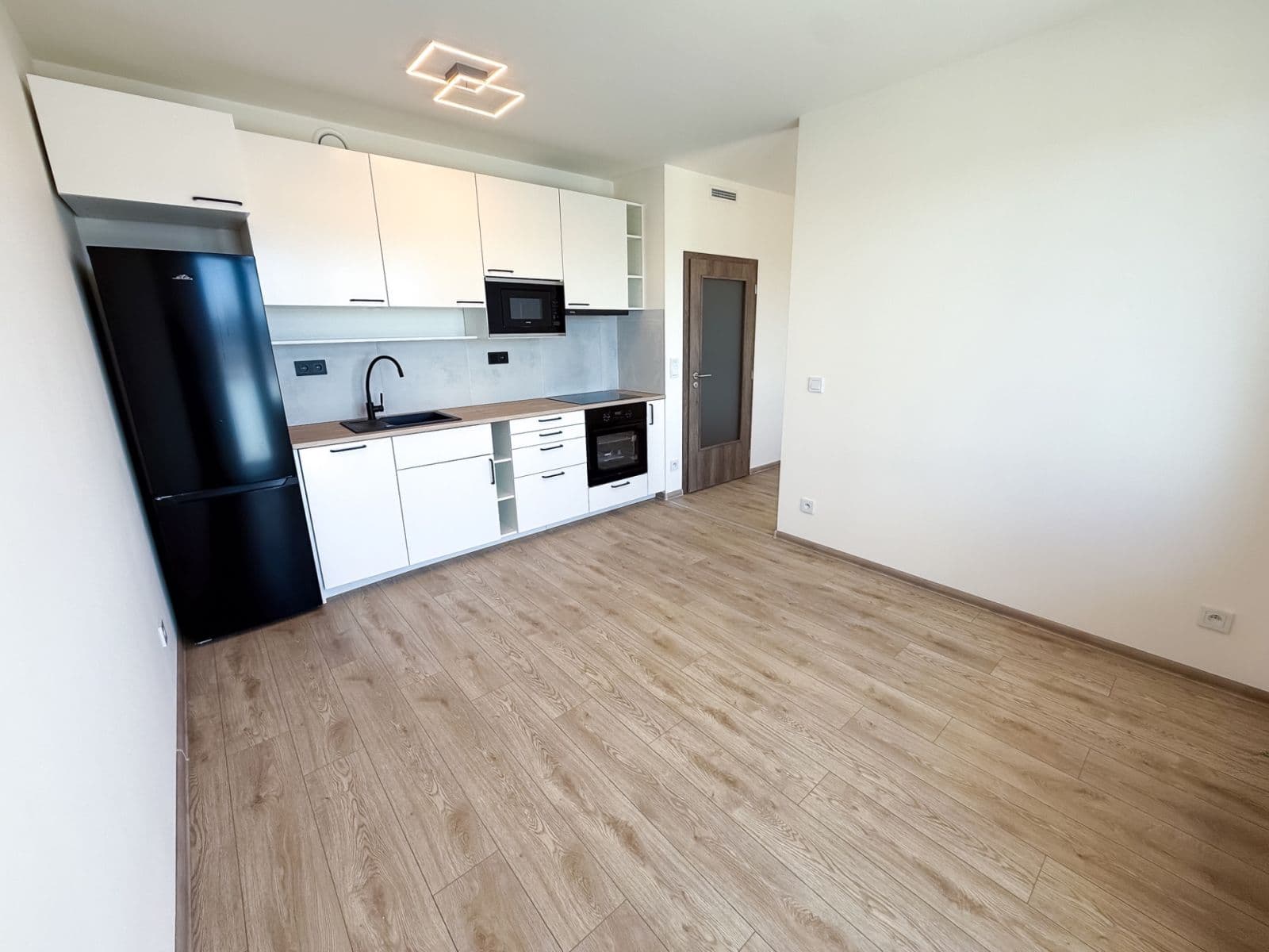 Pronájem bytu 1+kk 30 m², Arnošta Staňka, Praha, Praha Pronájem bytu 1+kk 30 m², Arnošta Staňka, Praha, Praha