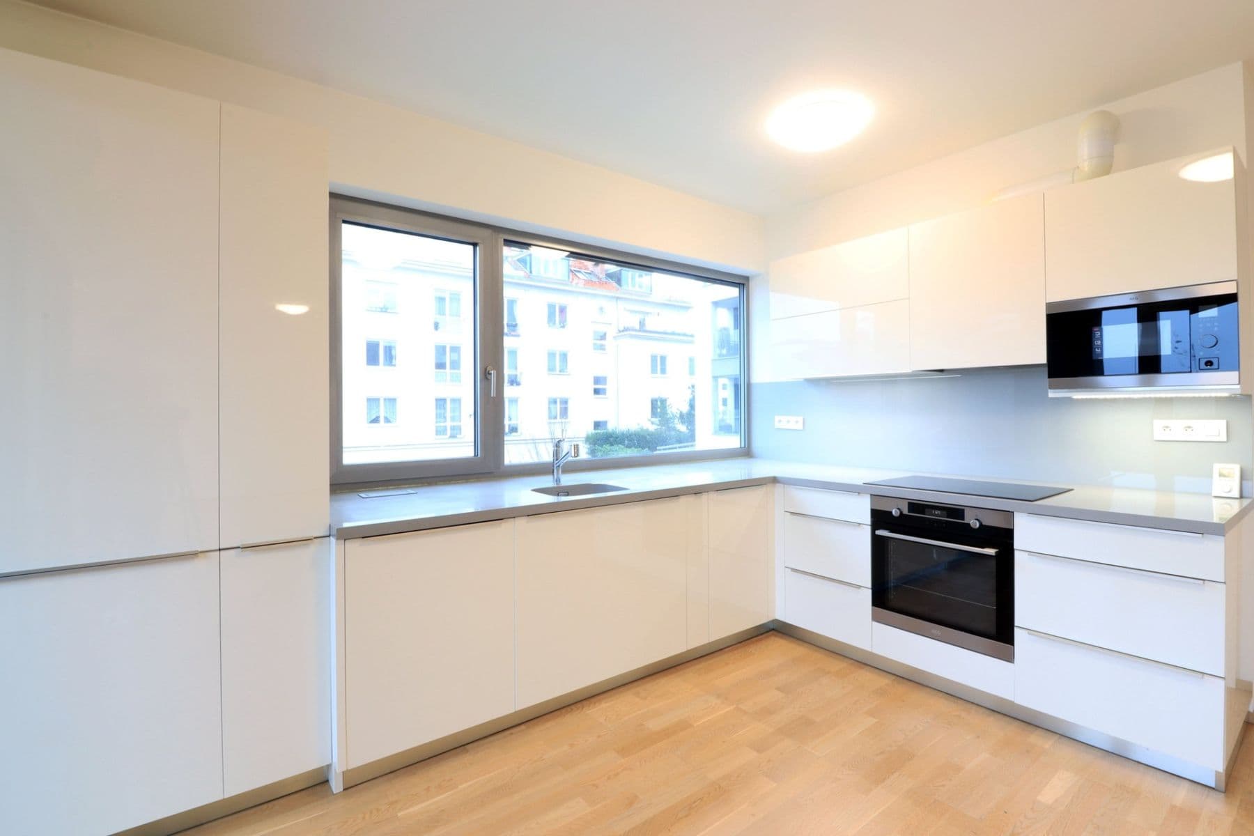 Pronájem bytu 3+kk 103 m², Na hřebenech I, Praha, Praha Pronájem bytu 3+kk 103 m², Na hřebenech I, Praha, Praha