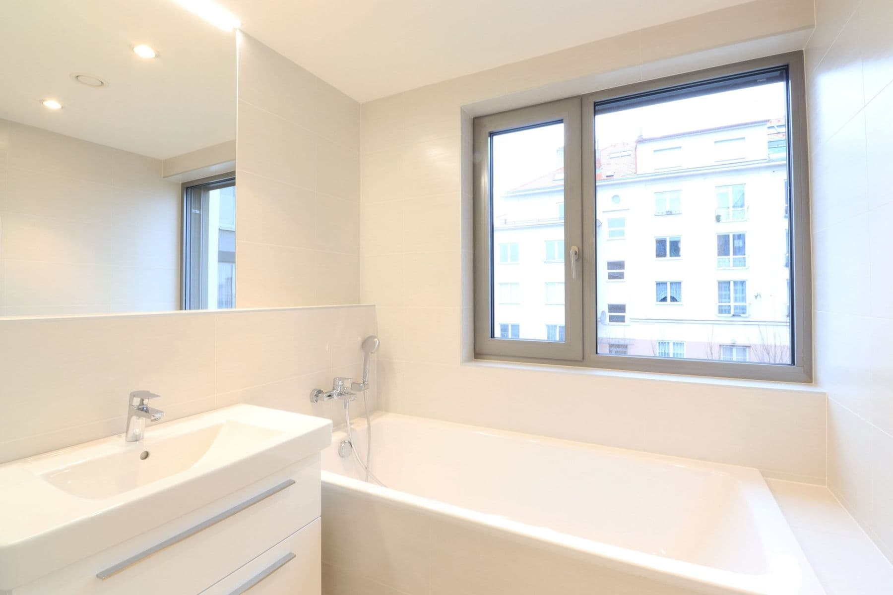 Pronájem bytu 3+kk 103 m², Na hřebenech I, Praha, Praha Pronájem bytu 3+kk 103 m², Na hřebenech I, Praha, Praha
