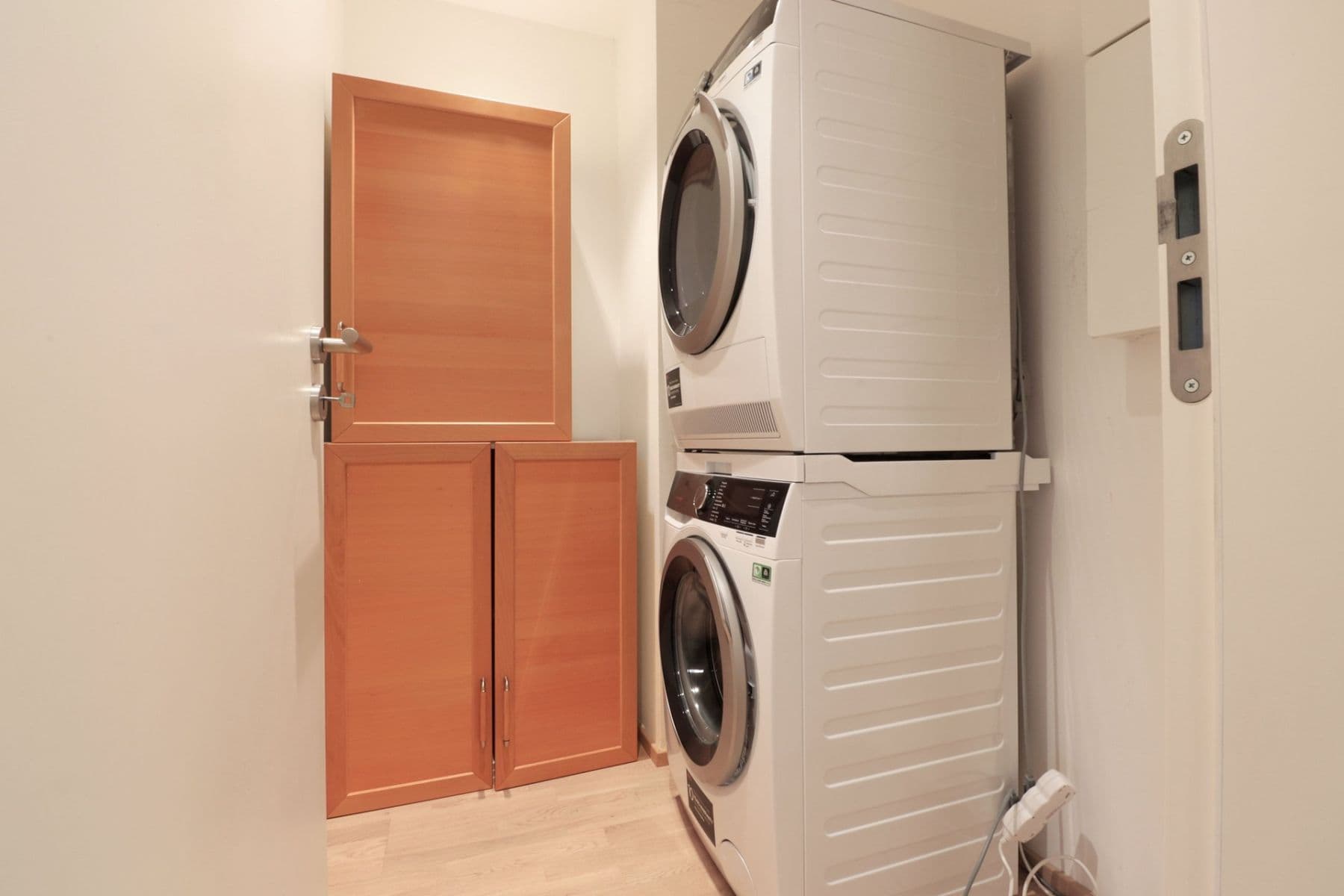 Pronájem bytu 3+kk 103 m², Na hřebenech I, Praha, Praha Pronájem bytu 3+kk 103 m², Na hřebenech I, Praha, Praha