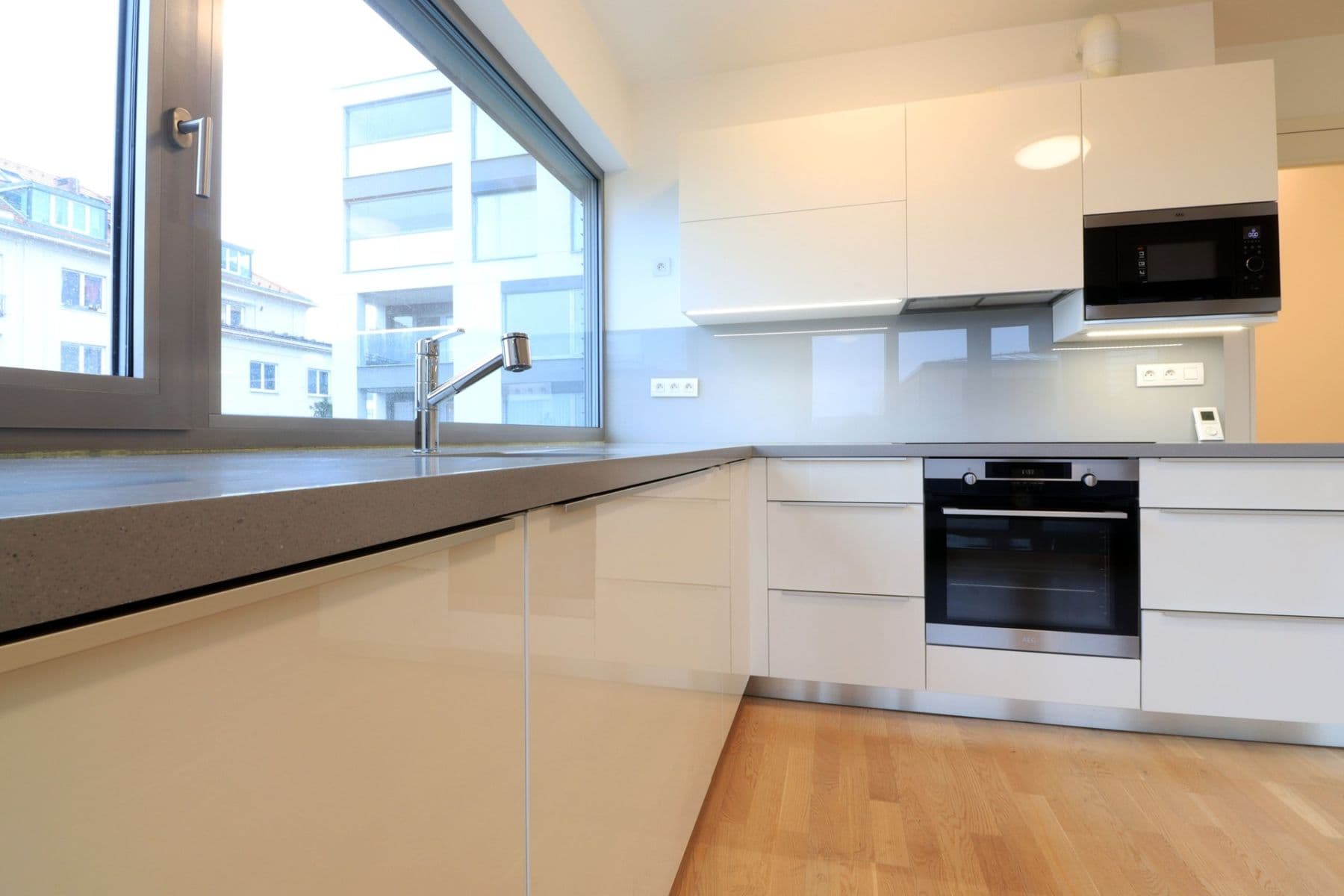 Pronájem bytu 3+kk 103 m², Na hřebenech I, Praha, Praha Pronájem bytu 3+kk 103 m², Na hřebenech I, Praha, Praha