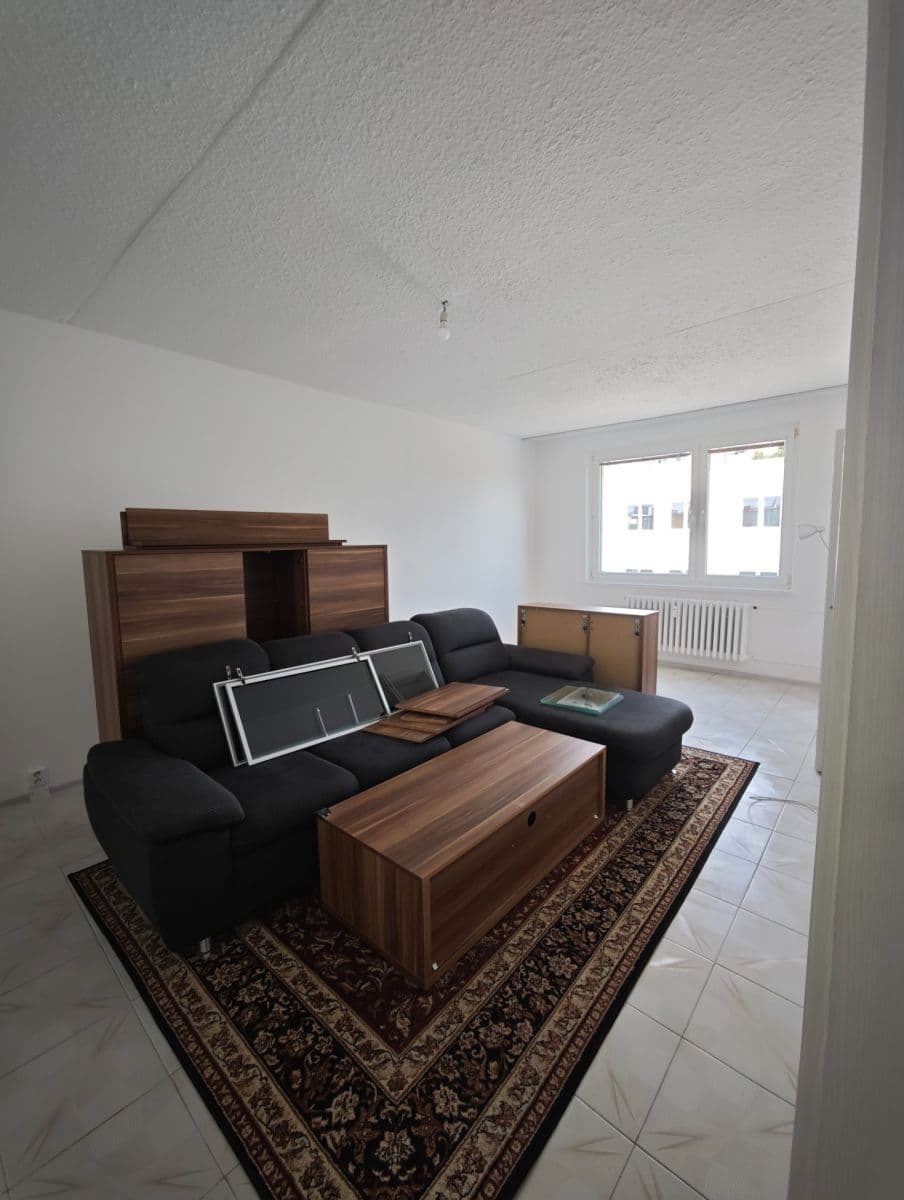 Pronájem bytu 3+1 73 m², Obránců míru, Třebíč, Kraj Vysočina Pronájem bytu 3+1 73 m², Obránců míru, Třebíč, Kraj Vysočina