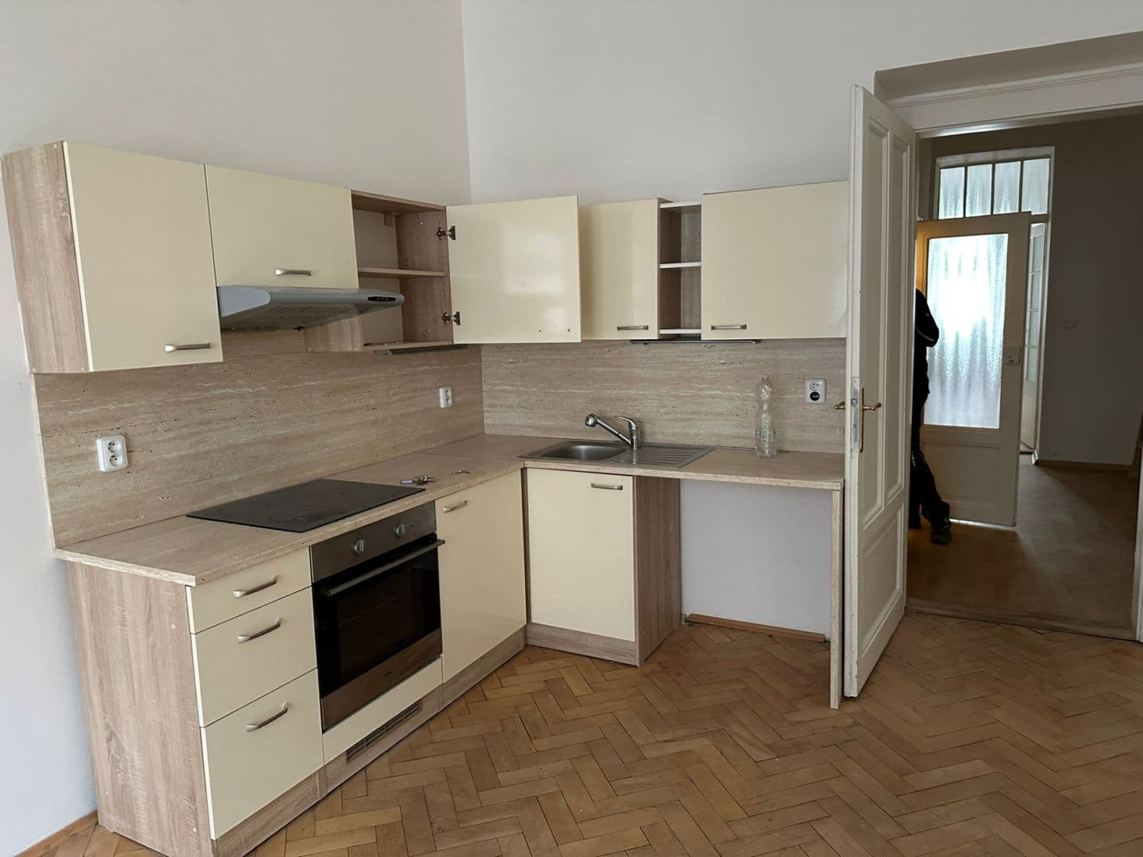 Pronájem bytu 3+kk 77 m², Kafkova, Praha, Praha Pronájem bytu 3+kk 77 m², Kafkova, Praha, Praha
