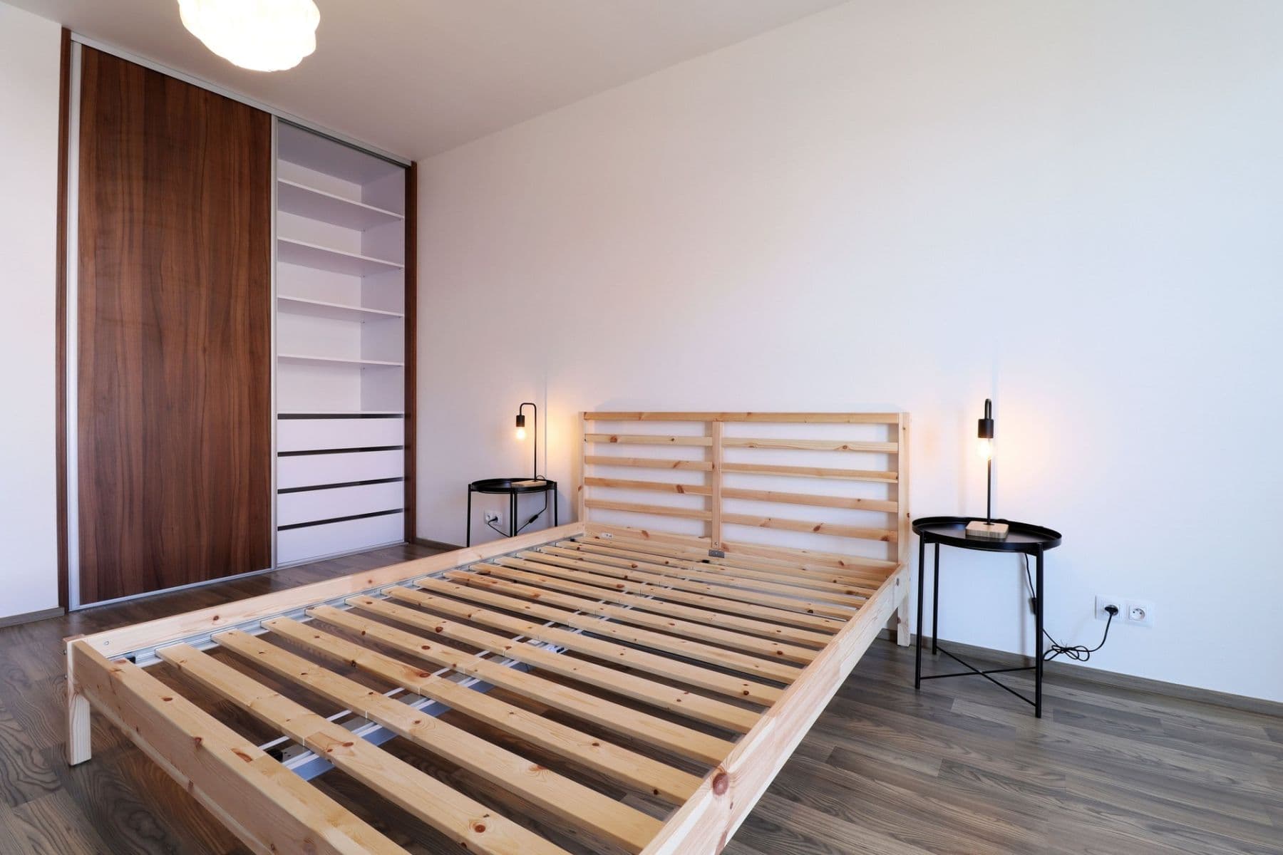Pronájem bytu 2+kk 61 m², Hlučkova, Praha, Praha Pronájem bytu 2+kk 61 m², Hlučkova, Praha, Praha