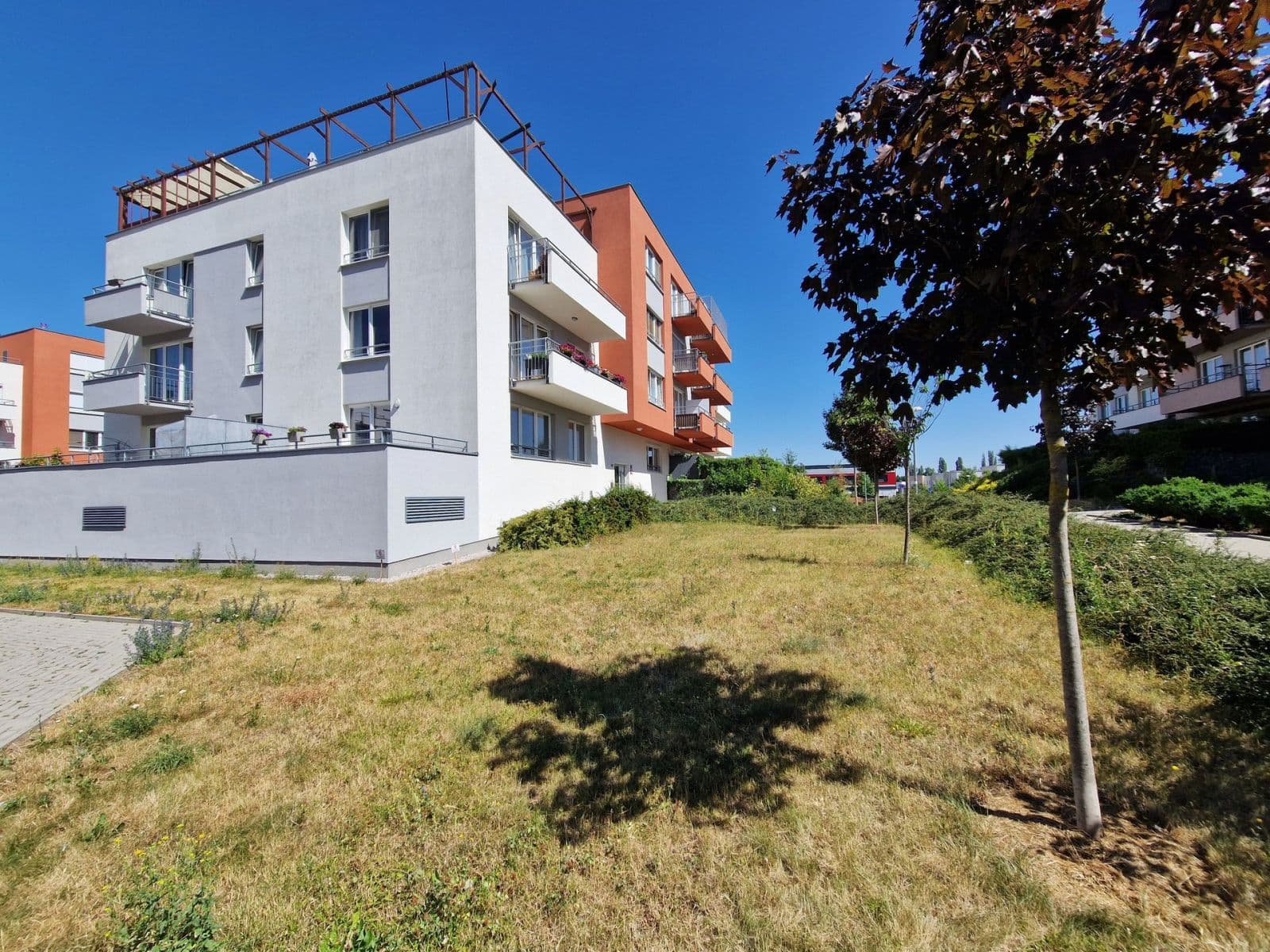 Pronájem bytu 2+kk 61 m², Hlučkova, Praha, Praha Pronájem bytu 2+kk 61 m², Hlučkova, Praha, Praha