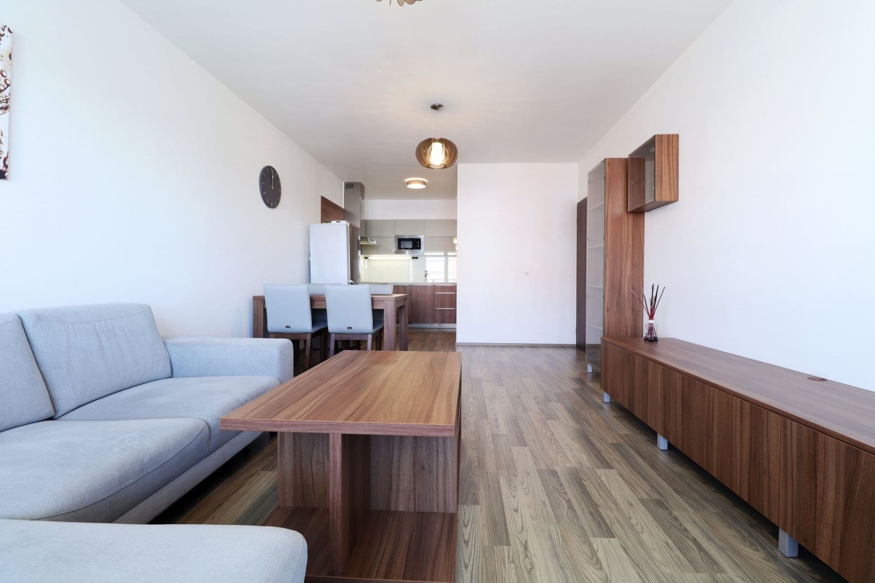 Pronájem bytu 2+kk 61 m², Hlučkova, Praha, Praha Pronájem bytu 2+kk 61 m², Hlučkova, Praha, Praha