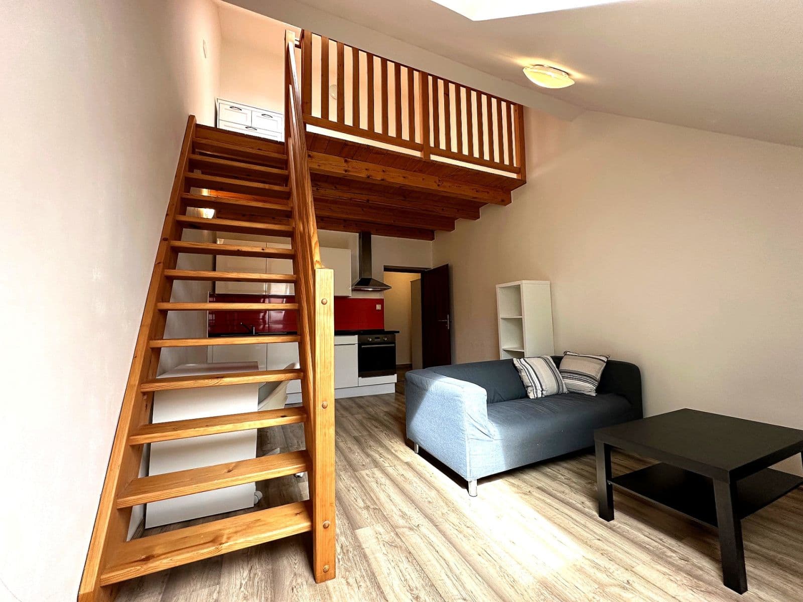 Pronájem bytu 1+kk 35 m², Čestmírova, Praha, Praha Pronájem bytu 1+kk 35 m², Čestmírova, Praha, Praha