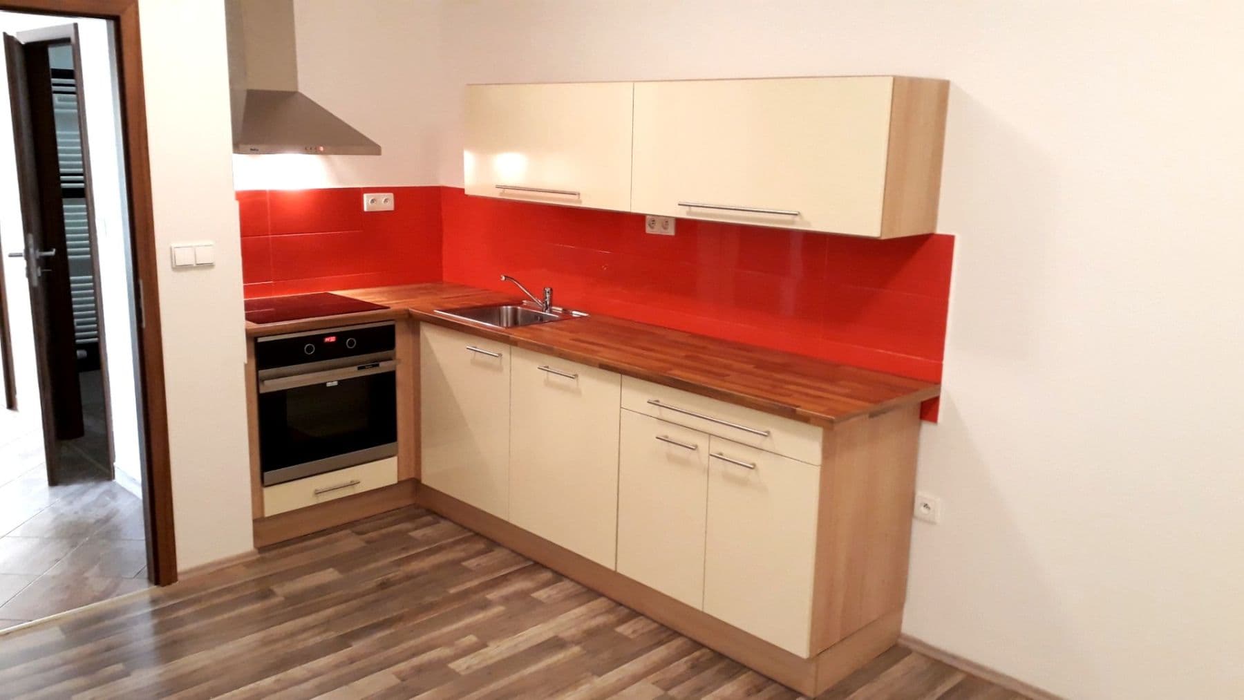 Pronájem bytu 3+kk 100 m², Čestmírova, Praha, Praha Pronájem bytu 3+kk 100 m², Čestmírova, Praha, Praha