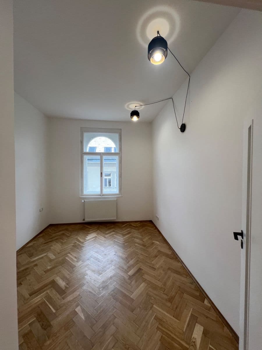 Prodej bytu 2+kk 37 m², Dalimilova, Praha, Praha Prodej bytu 2+kk 37 m², Dalimilova, Praha, Praha
