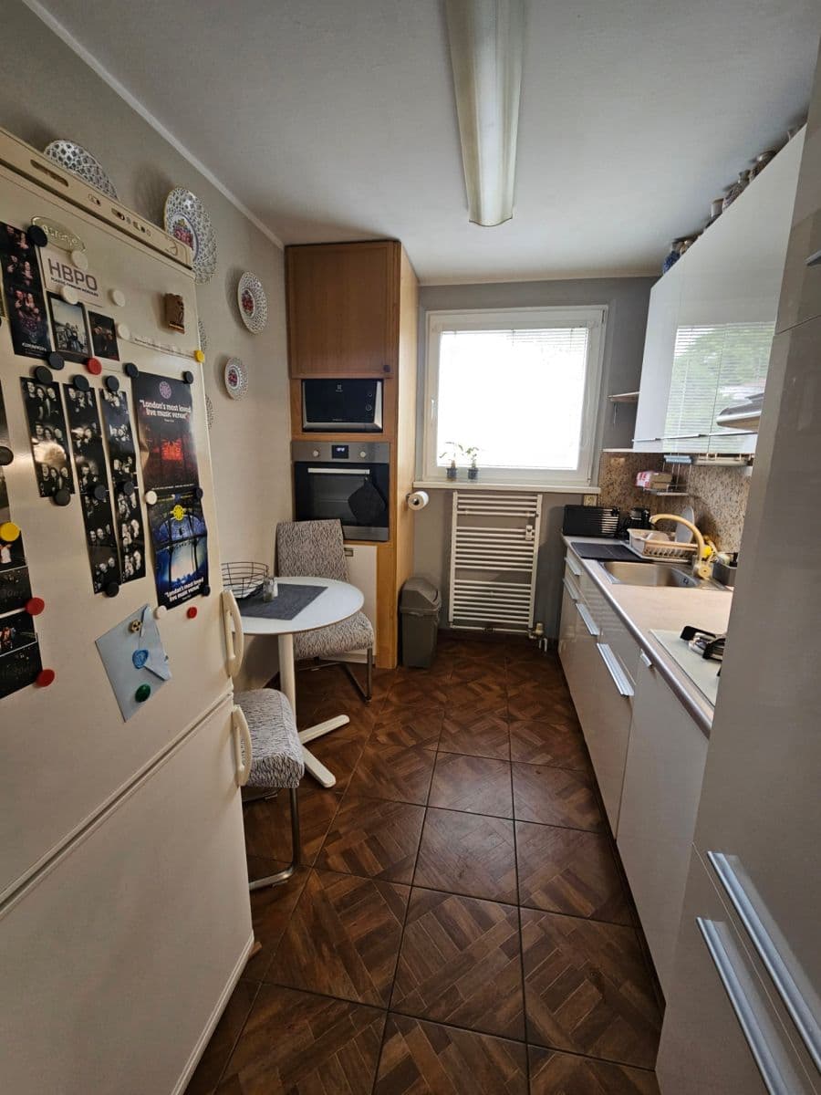 Pronájem bytu 3+1 80 m², Staré záhrady, Ružinov, Bratislavský kraj Pronájem bytu 3+1 80 m², Staré záhrady, Ružinov, Bratislavský kraj