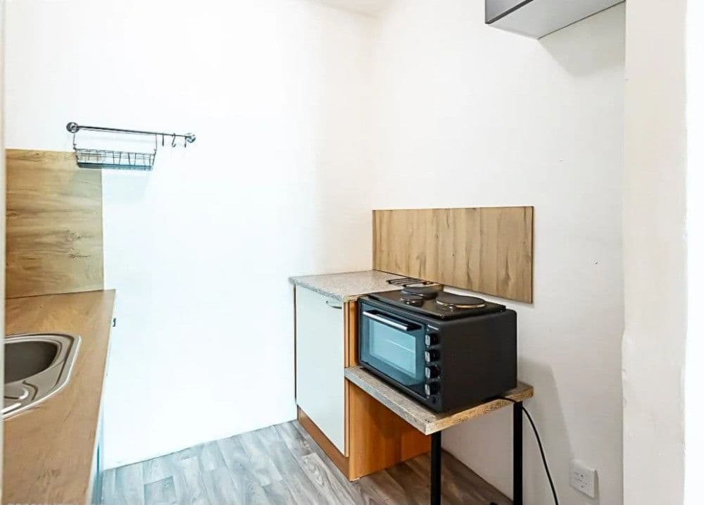 Pronájem bytu 2+kk 41 m², Záveská, Praha, Praha Pronájem bytu 2+kk 41 m², Záveská, Praha, Praha
