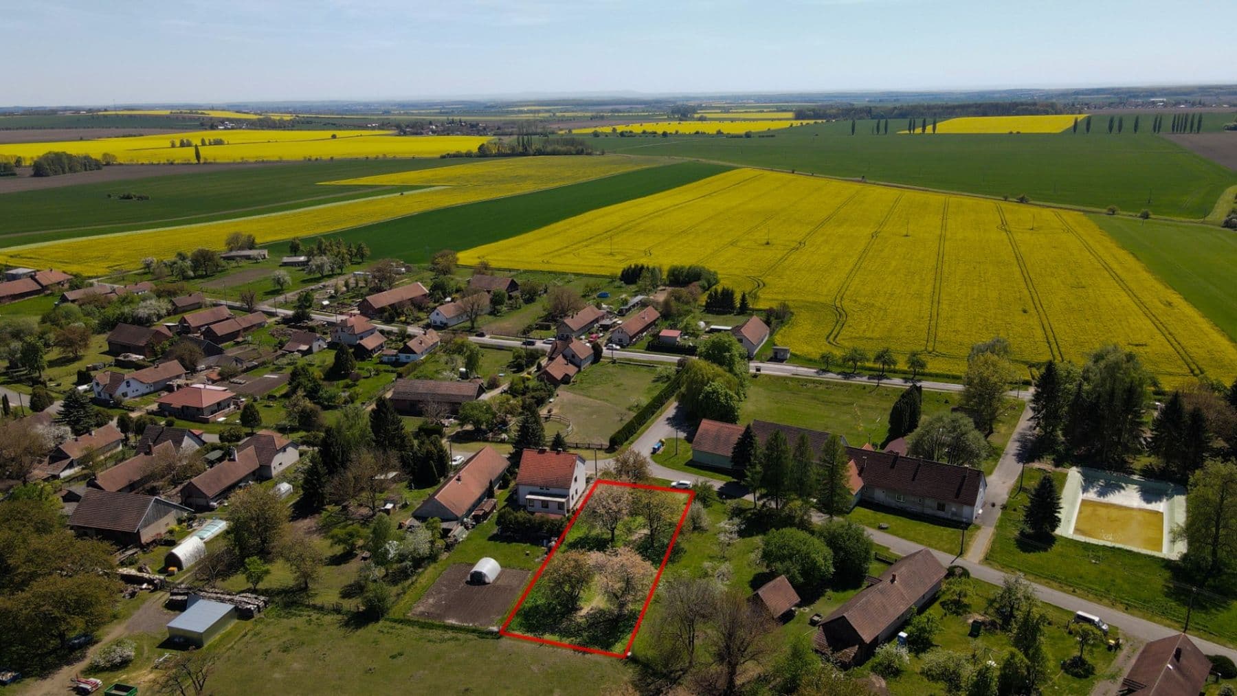 Prodej pozemku 1.213 m², Vinary, Královéhradecký kraj Prodej pozemku 1.213 m², Vinary, Královéhradecký kraj