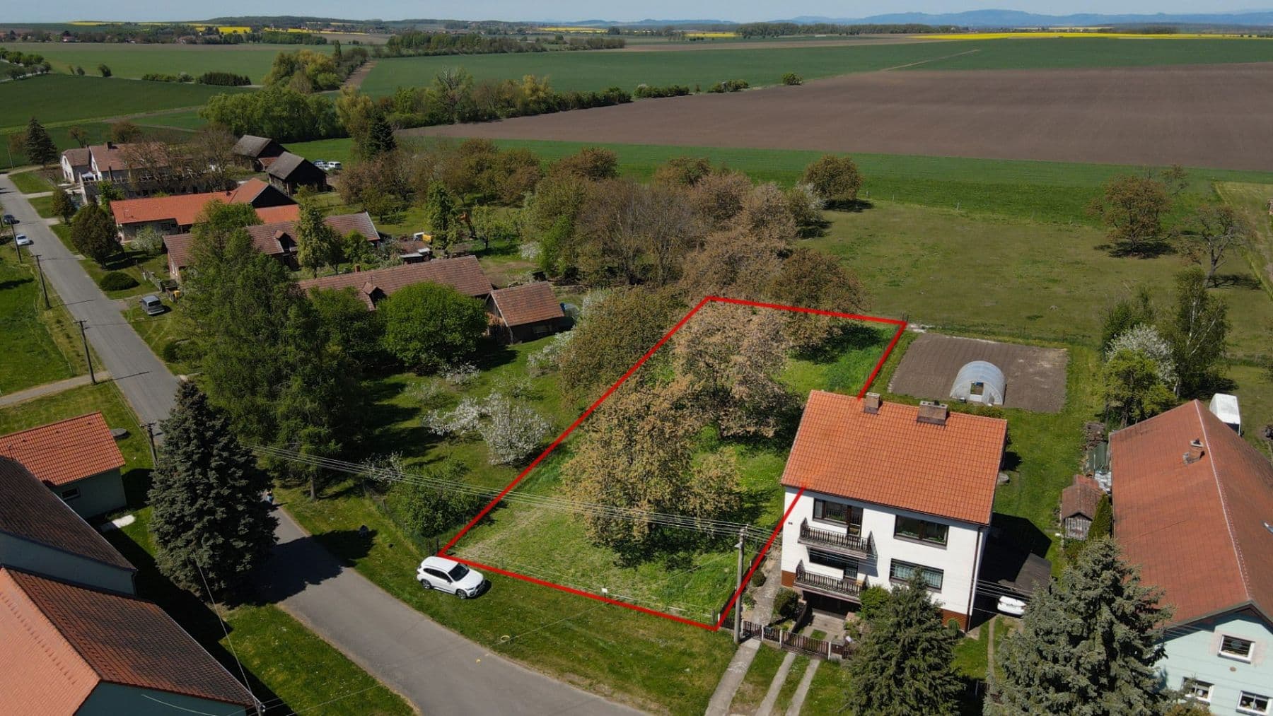 Prodej pozemku 1.213 m², Vinary, Královéhradecký kraj Prodej pozemku 1.213 m², Vinary, Královéhradecký kraj